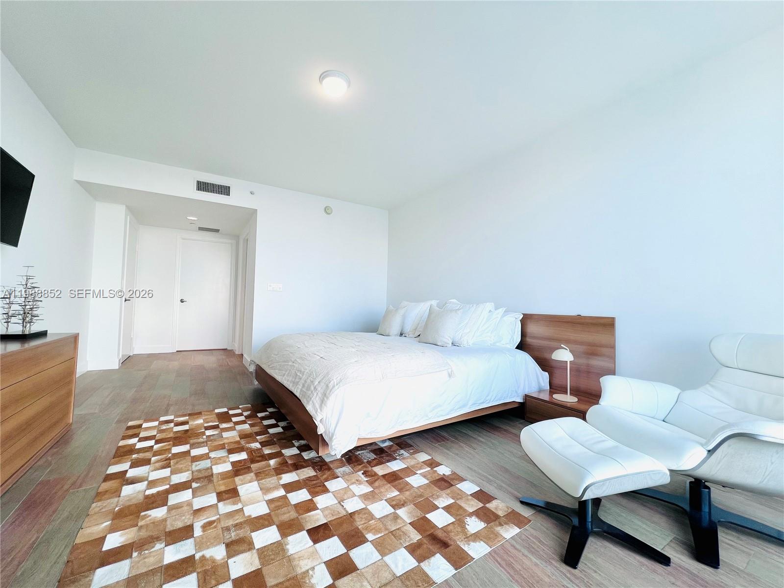 3301 NE 183rd St #905 Aventura, FL 33160