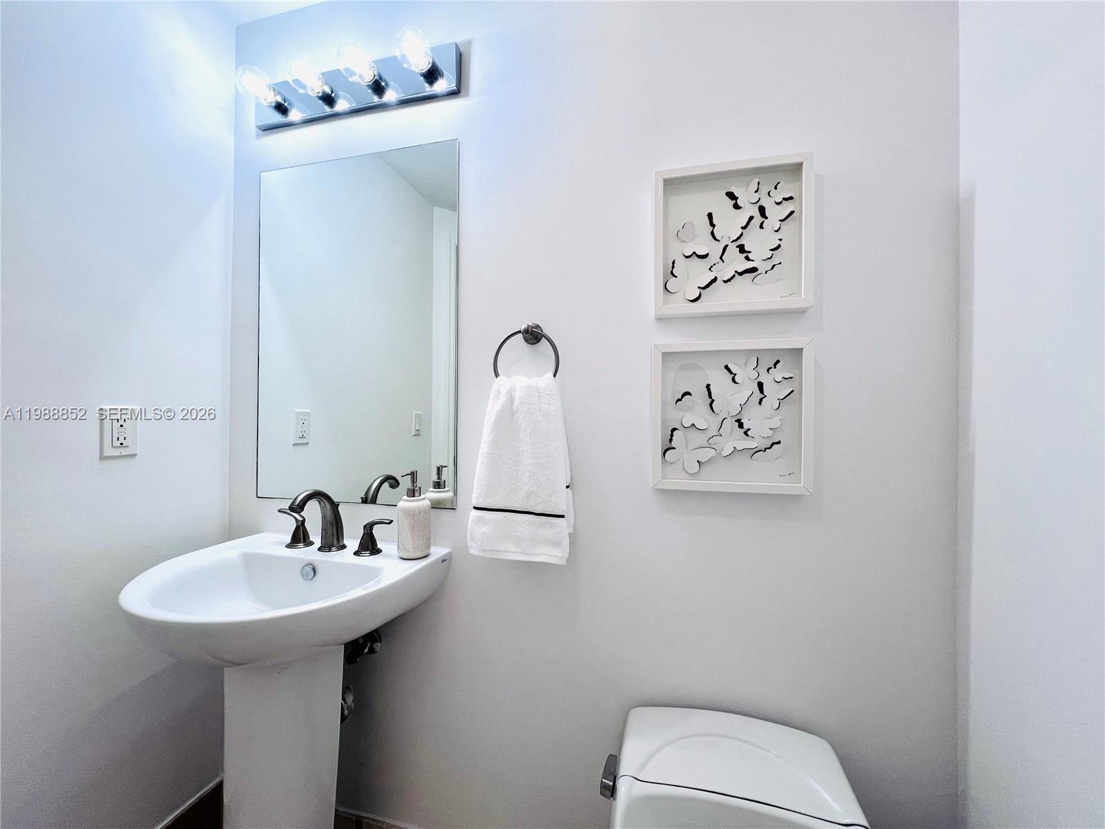 3301 NE 183rd St #905 Aventura, FL 33160