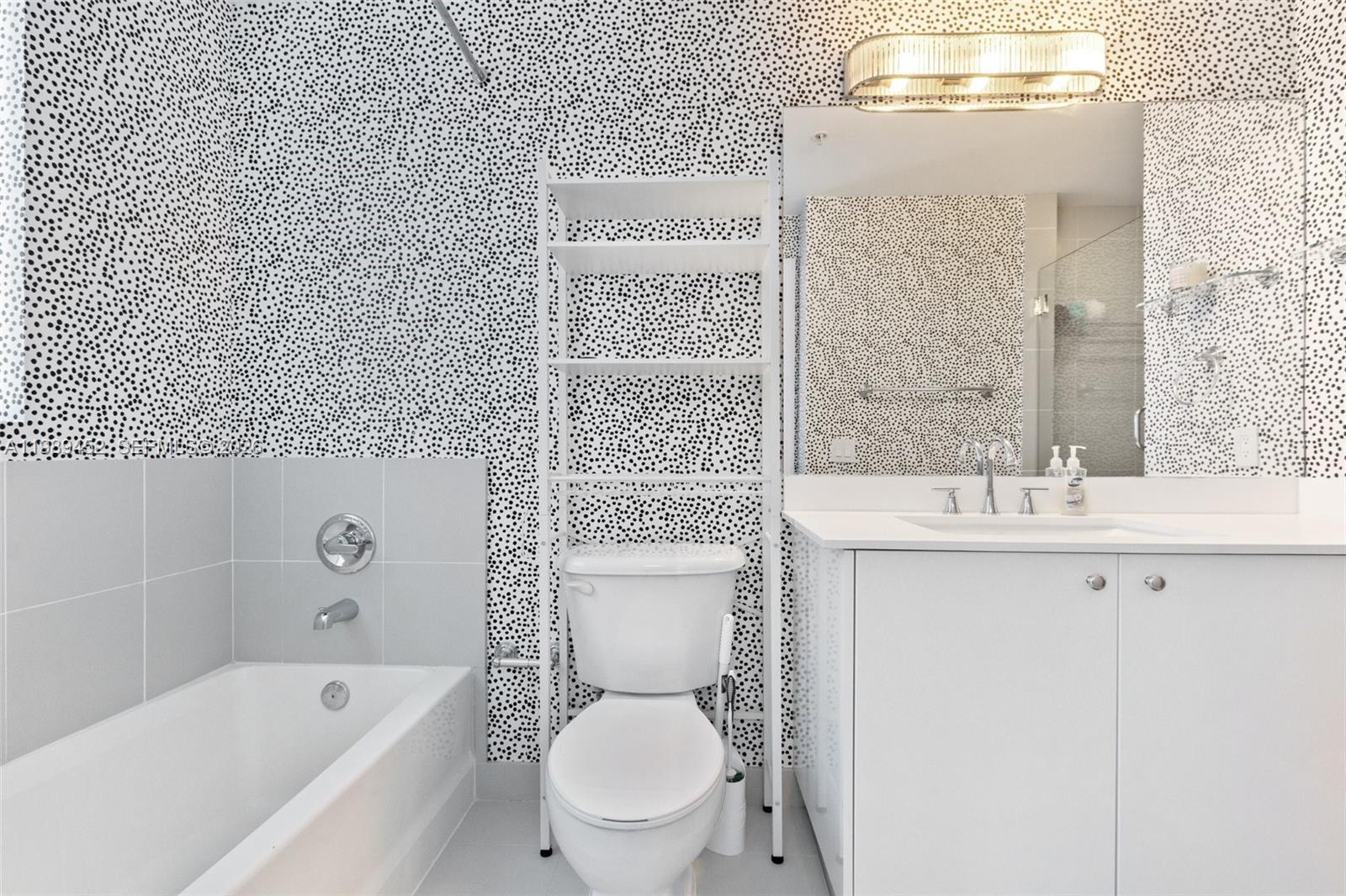 60 SW 13th St #3800 Miami, FL 33130