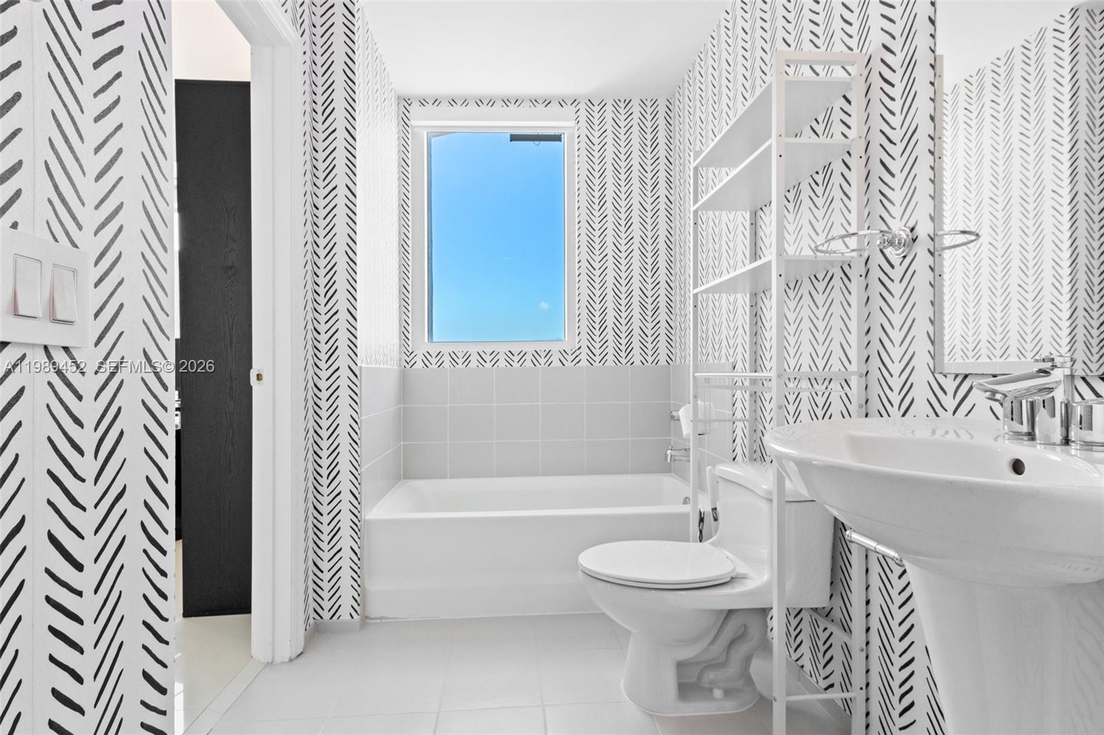 60 SW 13th St #3800 Miami, FL 33130