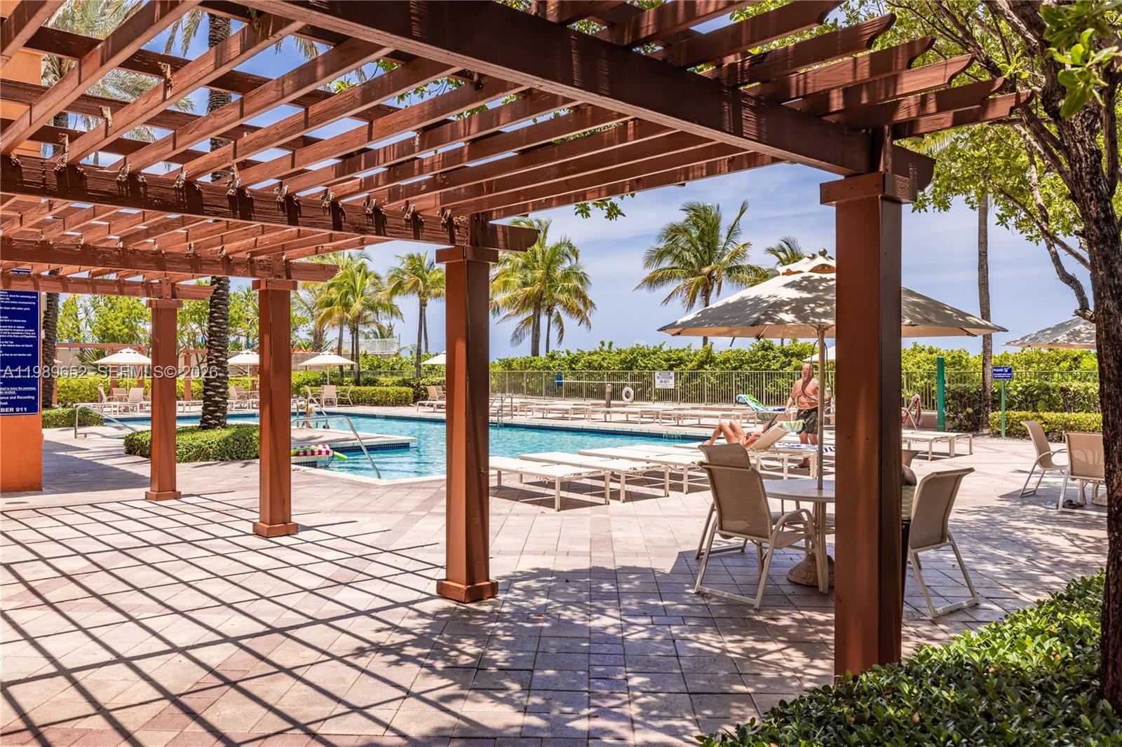 image 2080 Ocean Drive25