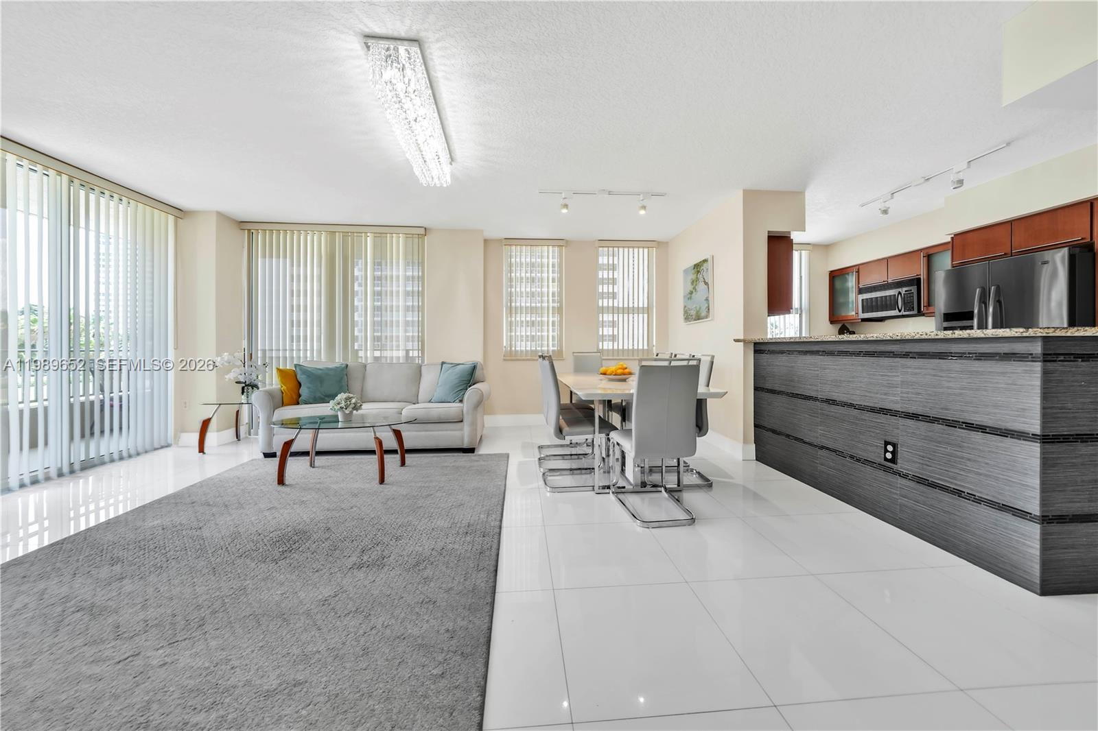 image 2080 Ocean Drive2