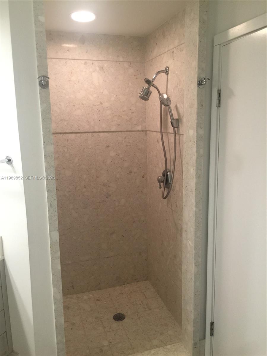 1 Century Ln #301 Miami Beach, FL 33139