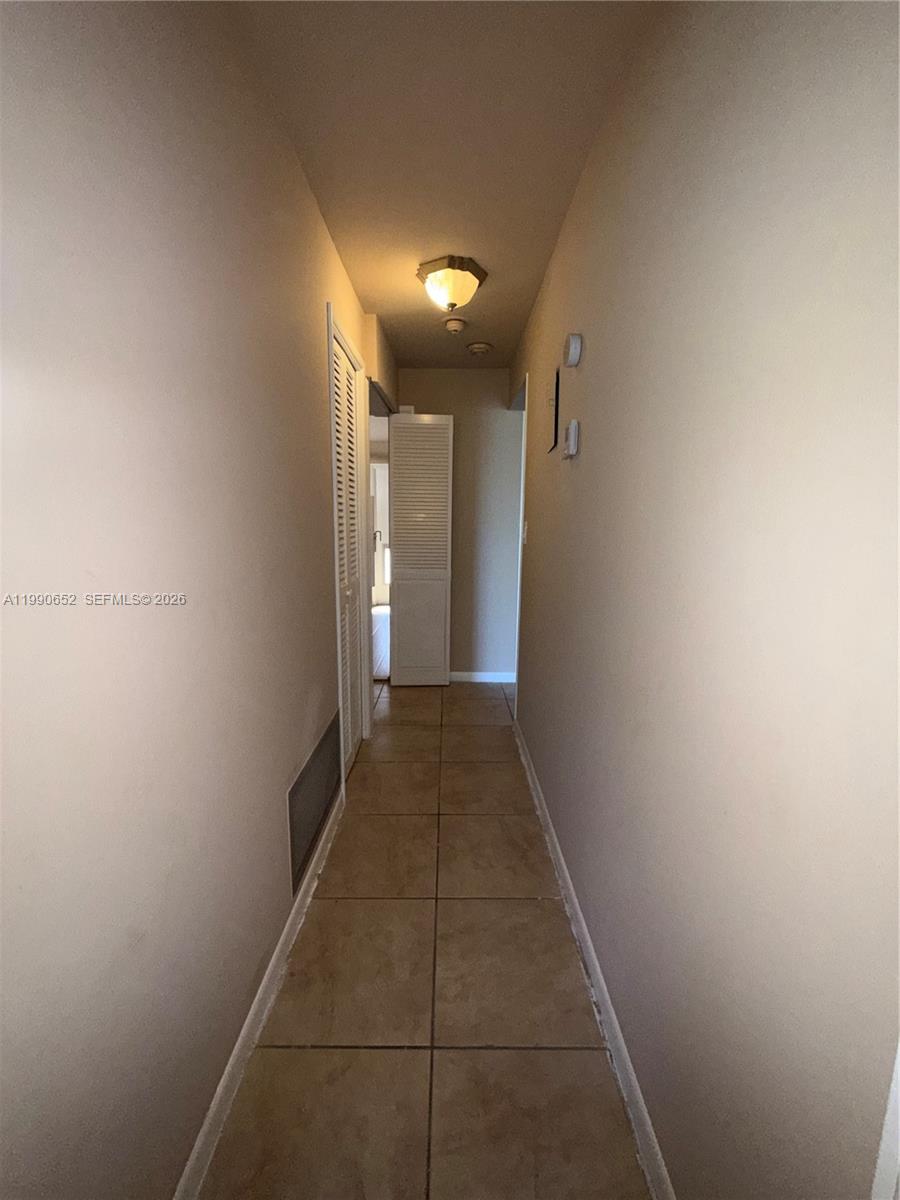 4100 Crystal Lk Dr #407 Deerfield Beach, FL 33064