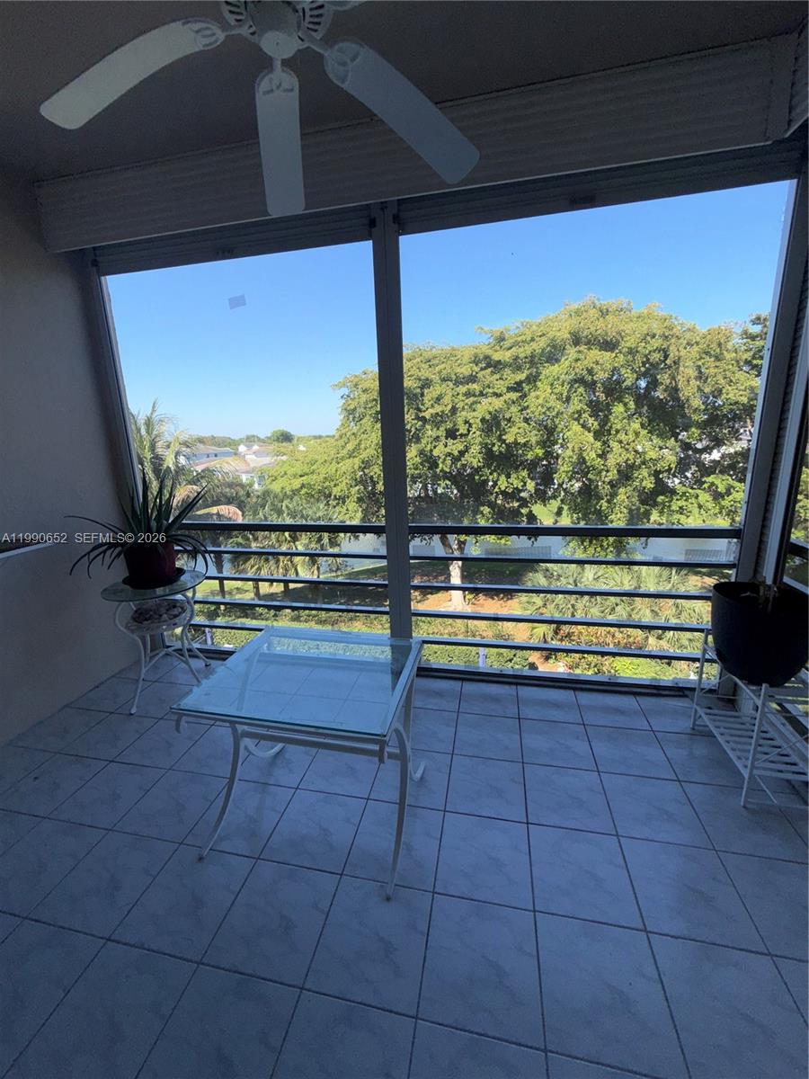 4100 Crystal Lk Dr #407 Deerfield Beach, FL 33064
