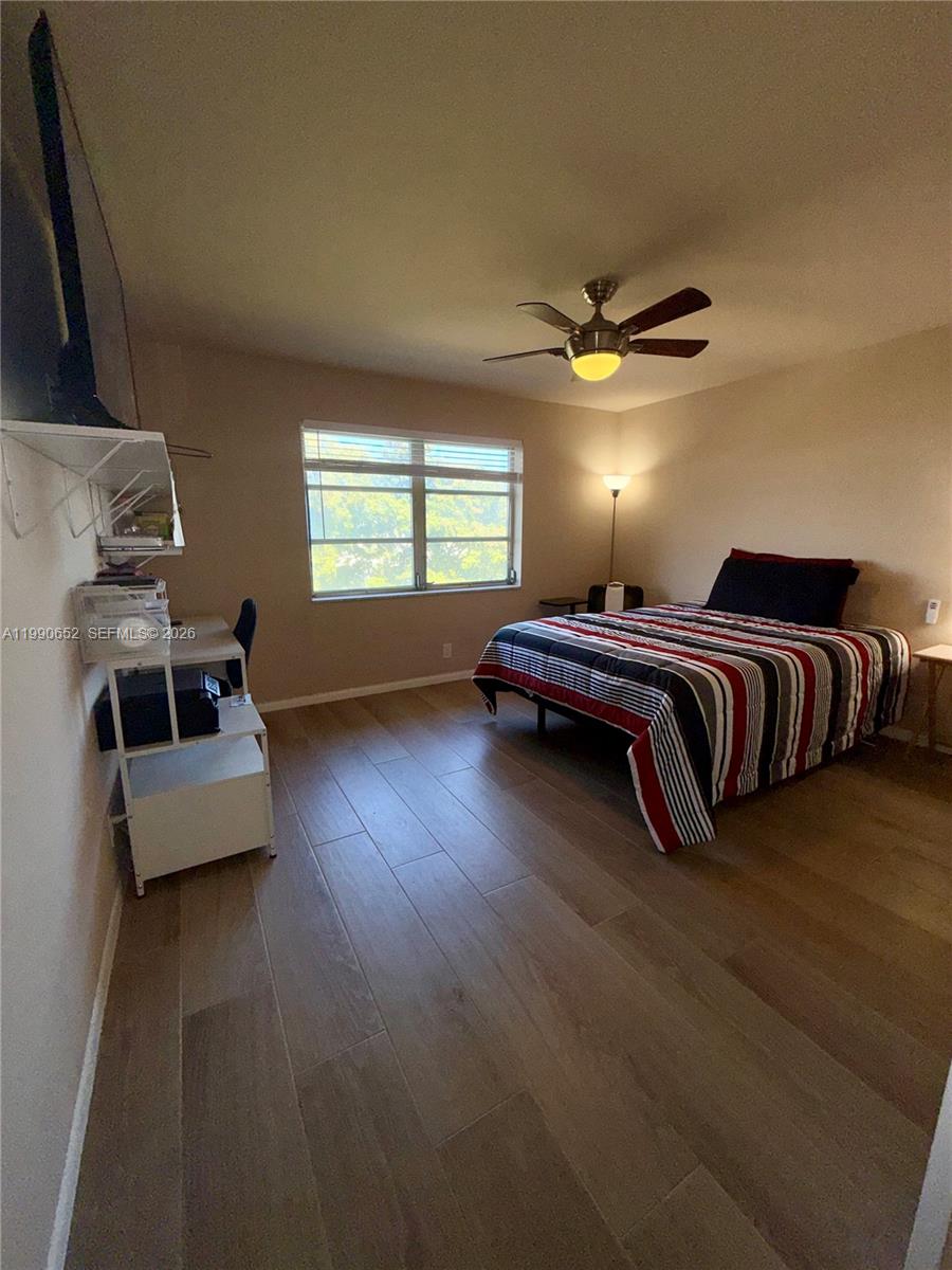 4100 Crystal Lk Dr #407 Deerfield Beach, FL 33064