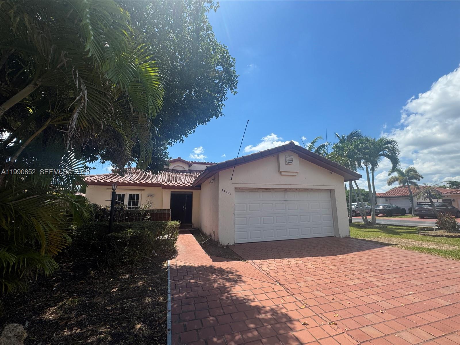 14750 SW 111th St #1 Miami, FL 33196