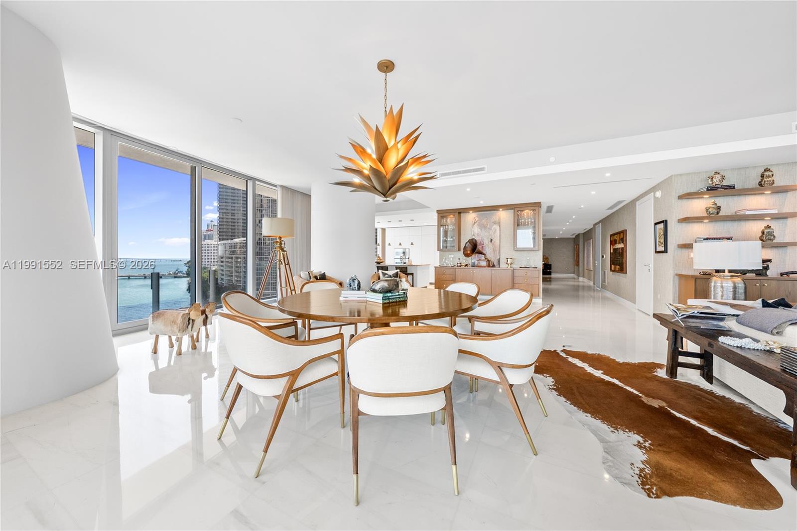 300 Biscayne Blvd Way #901E Miami, FL 33131