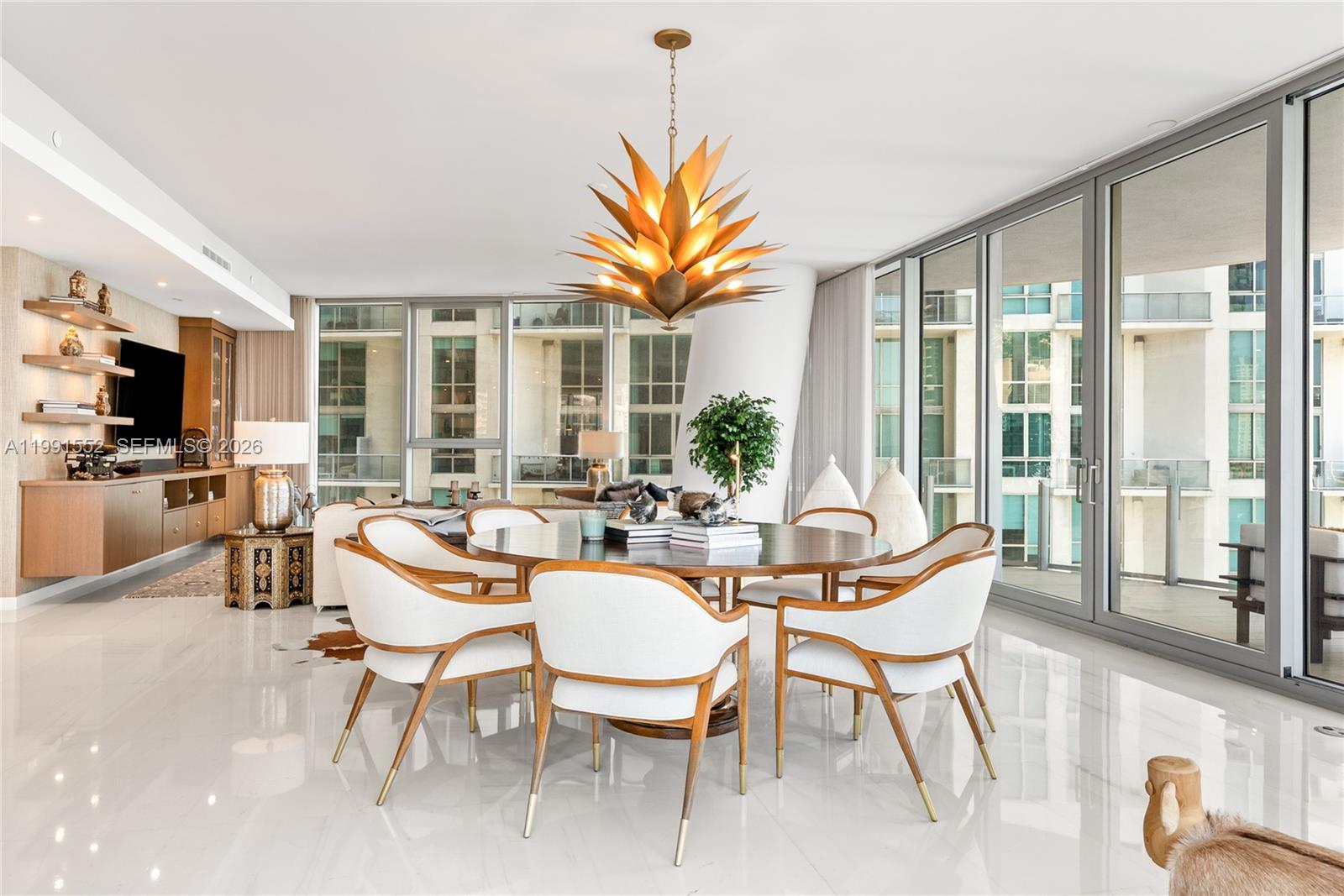 300 Biscayne Blvd Way #901E Miami, FL 33131