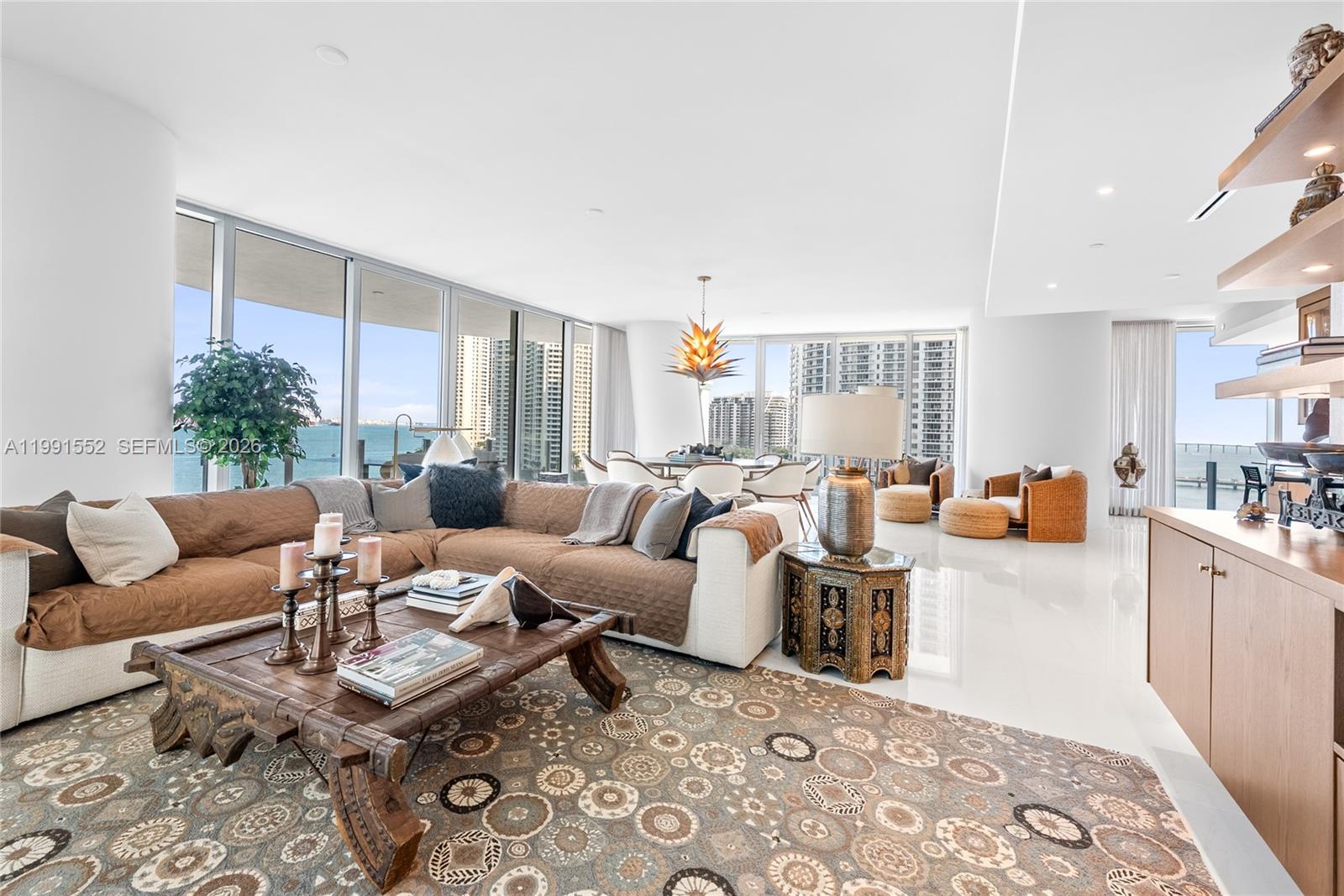 300 Biscayne Blvd Way #901E Miami, FL 33131