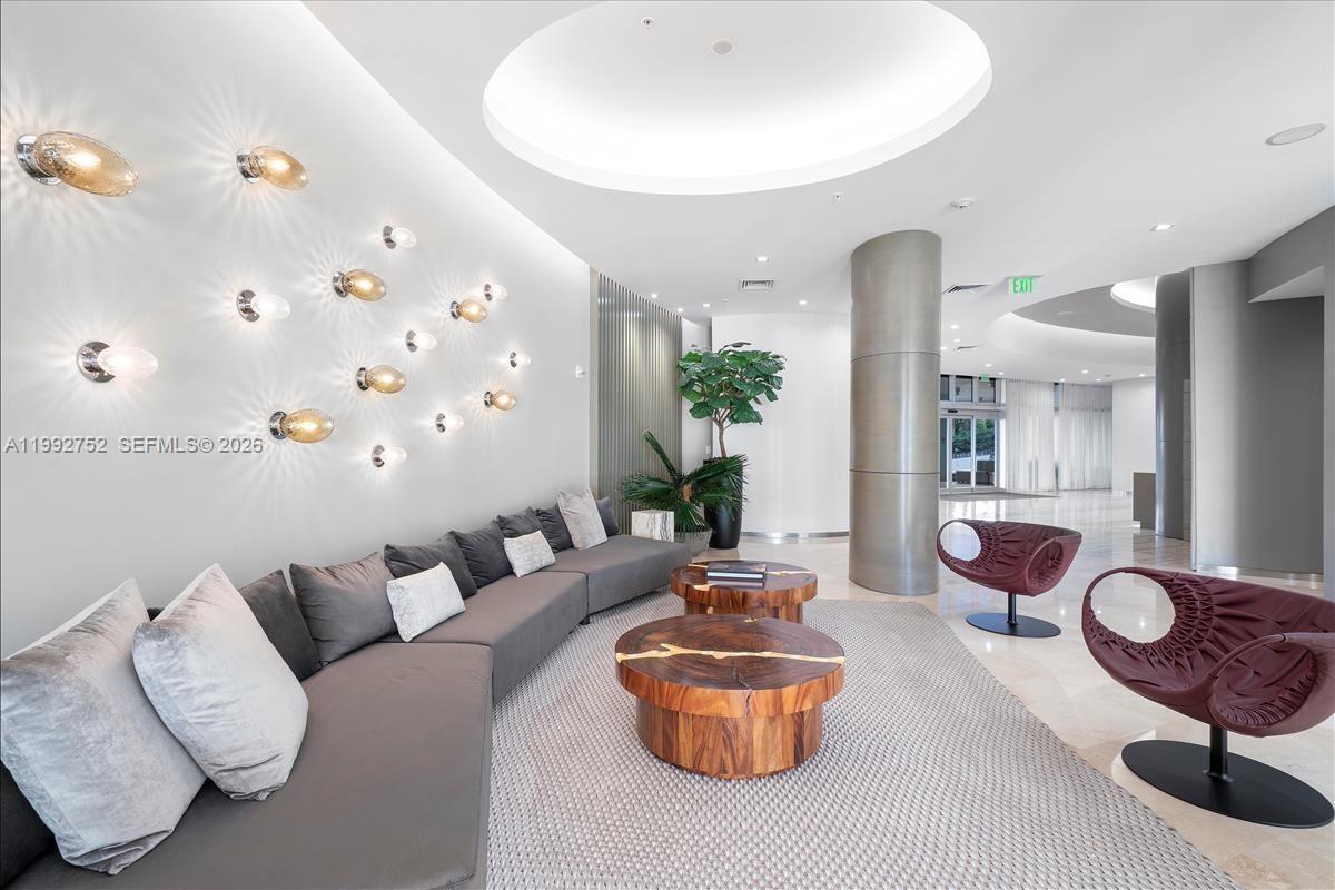 image Harbour House26