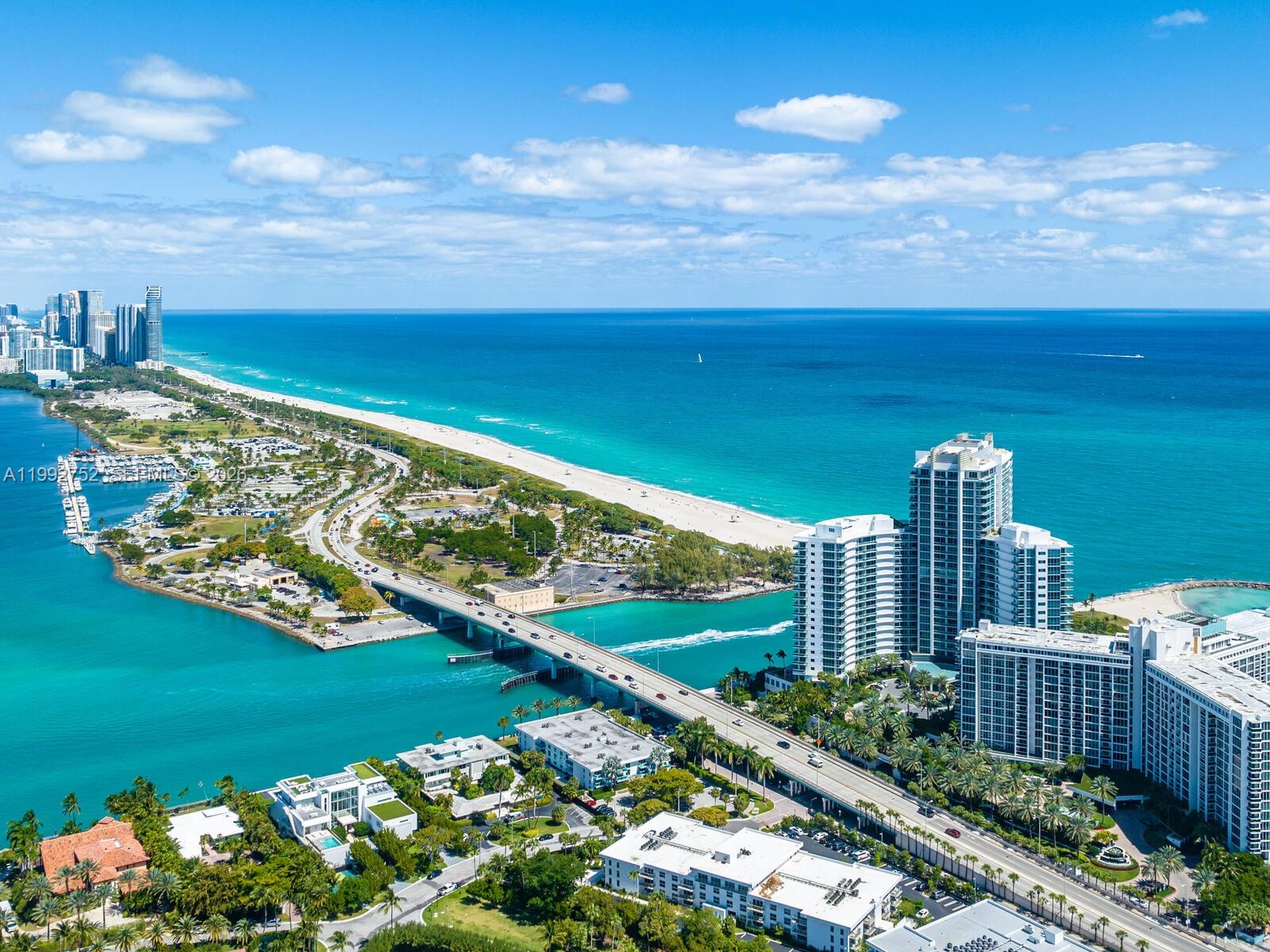 image Harbour House48