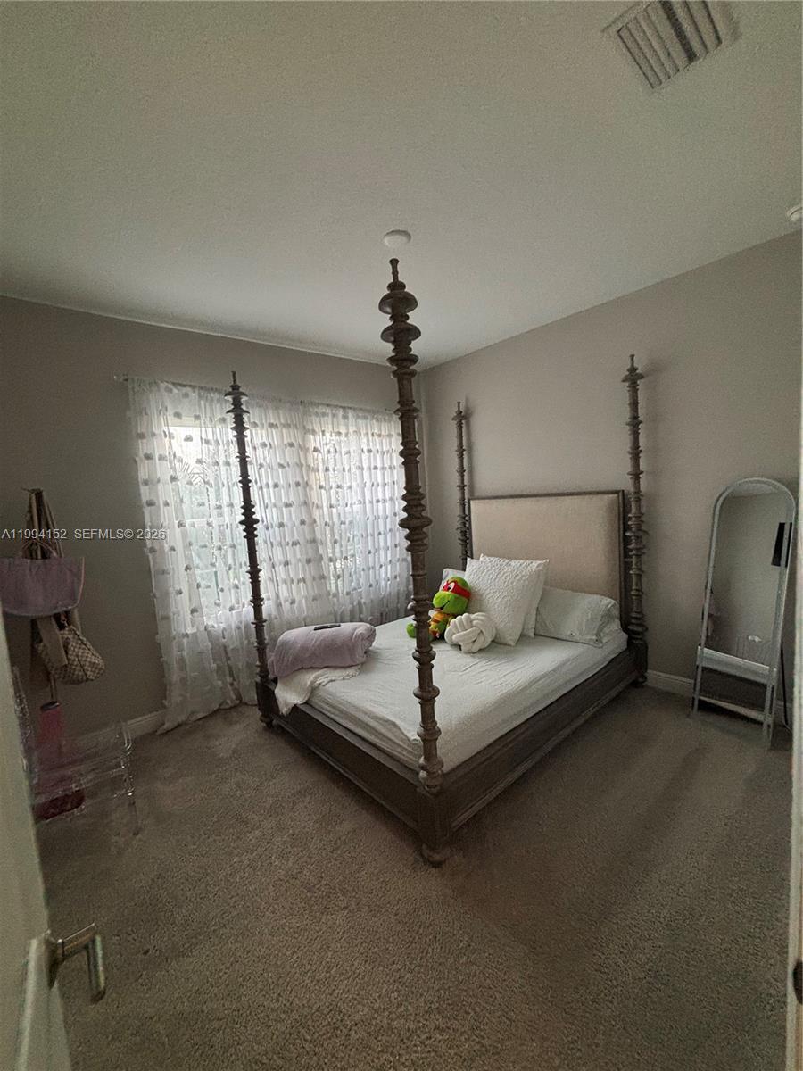 9173 Warm Spgs Cir Other, FL 34219