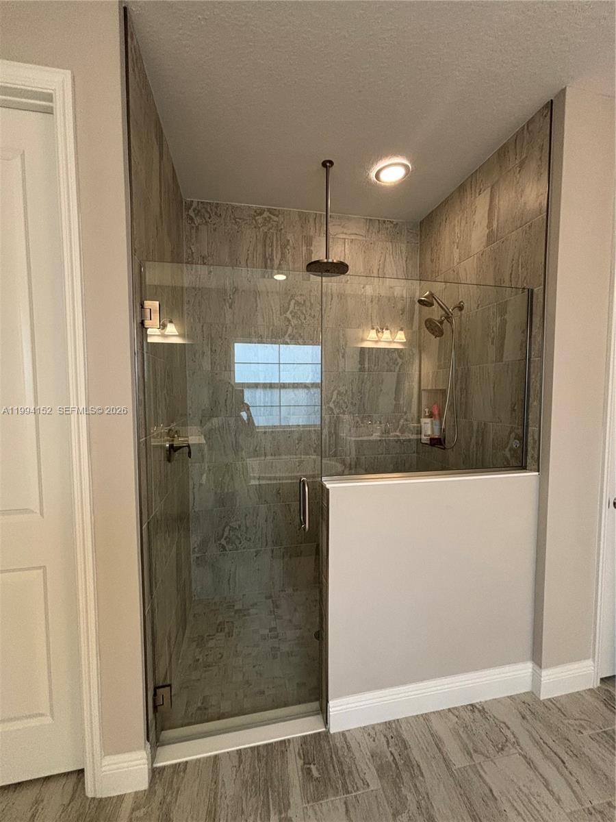 9173 Warm Spgs Cir Other, FL 34219