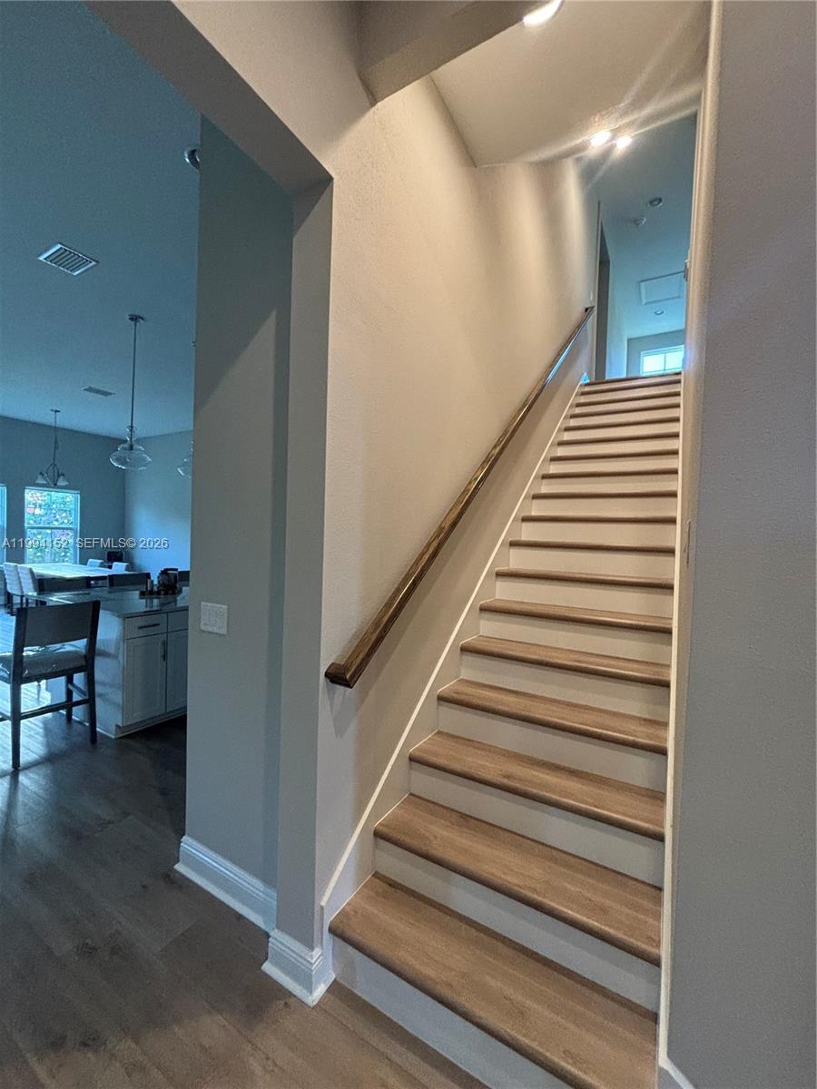 9173 Warm Spgs Cir Other, FL 34219