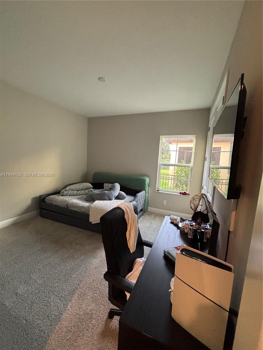 9173 Warm Spgs Cir Other, FL 34219