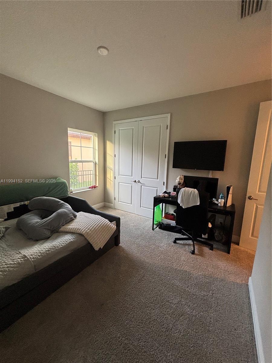 9173 Warm Spgs Cir Other, FL 34219