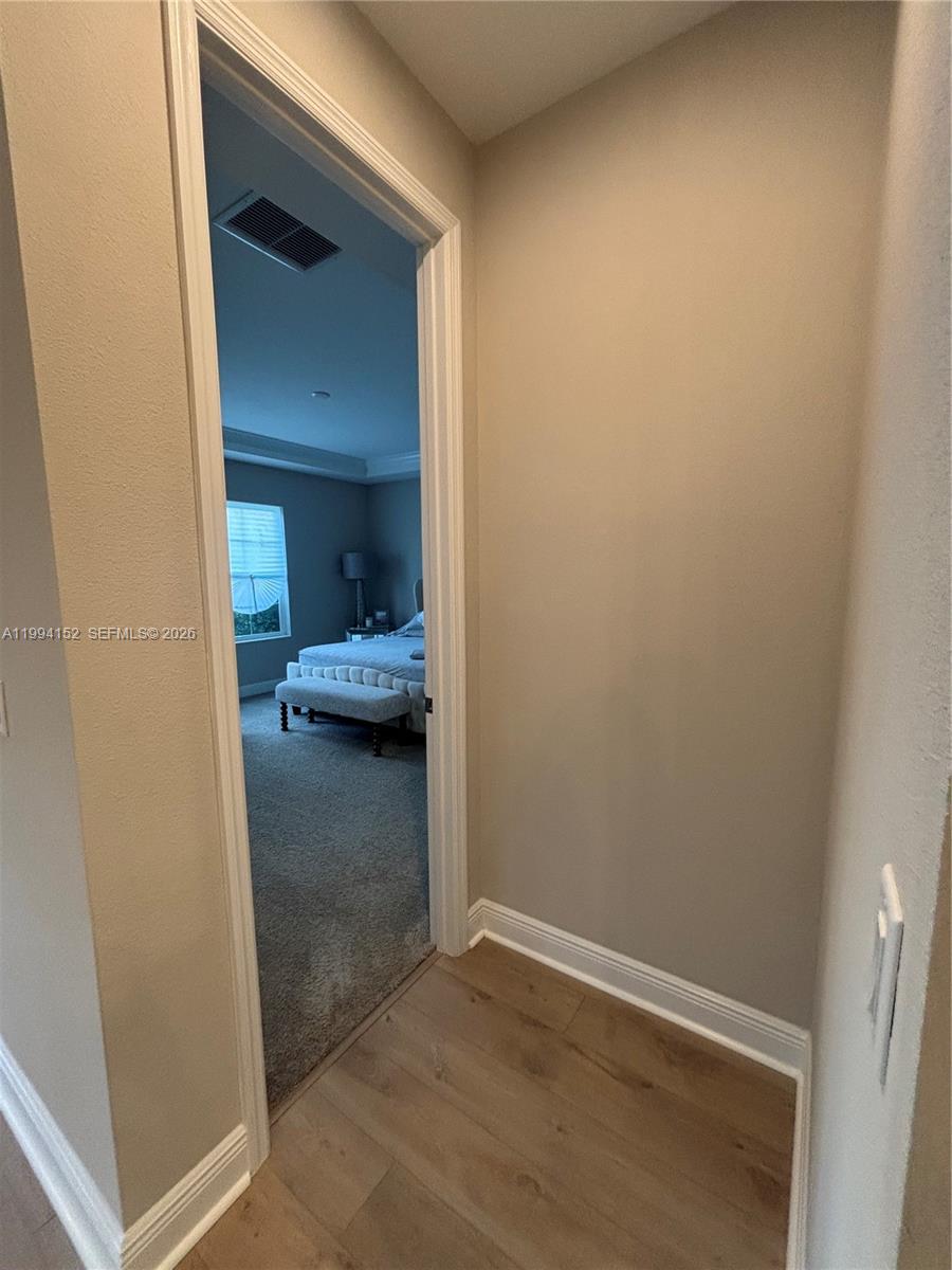 9173 Warm Spgs Cir Other, FL 34219