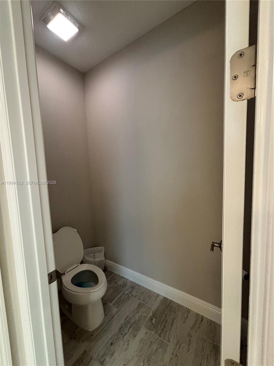 9173 Warm Spgs Cir Other, FL 34219