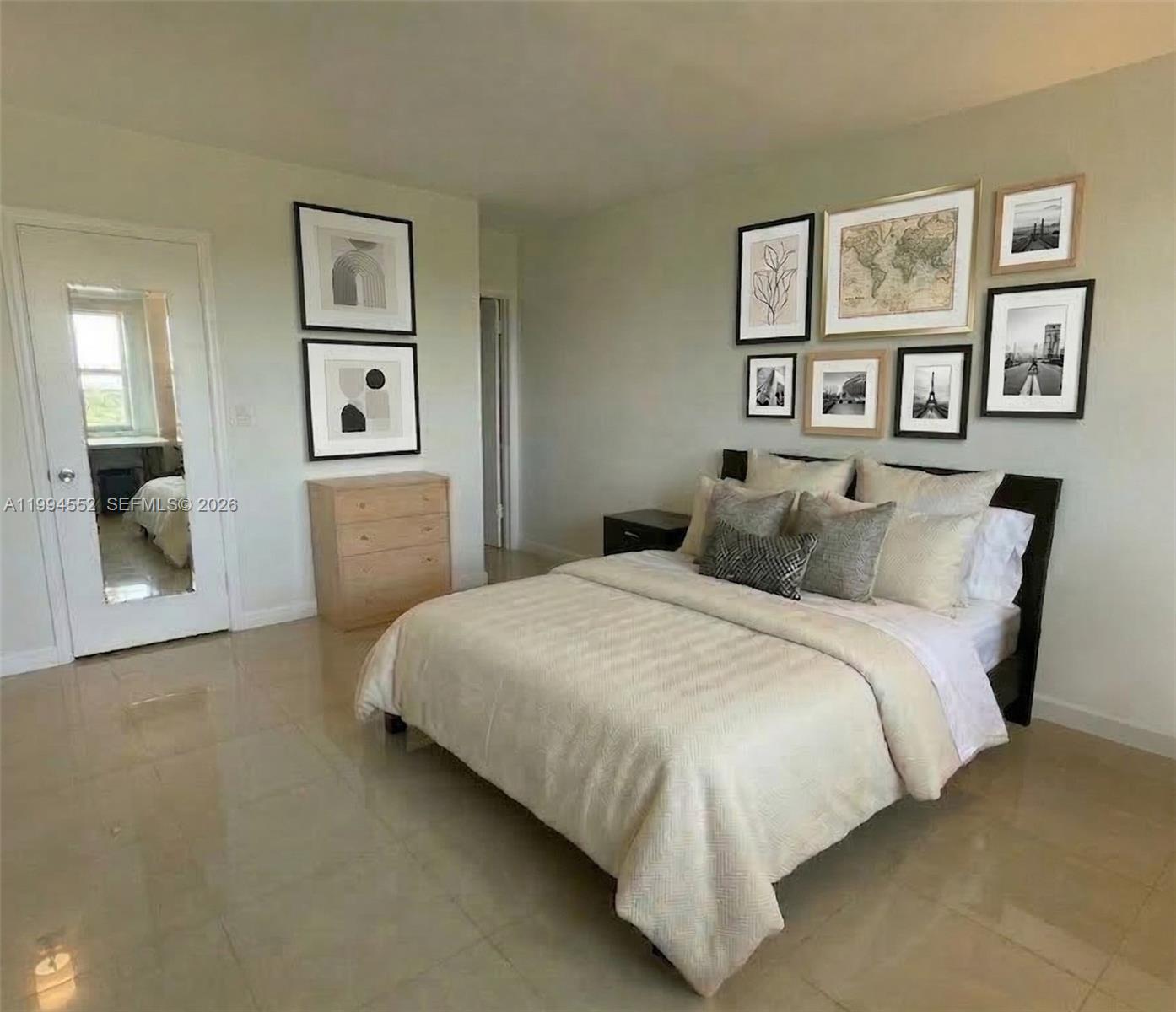 1881 Middle Riv Dr #704 Fort Lauderdale, FL 33305