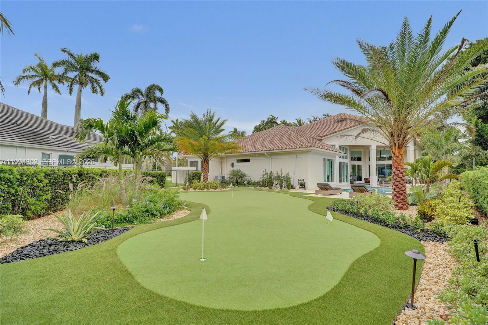 2512 Princeton Ct Weston, FL 33327