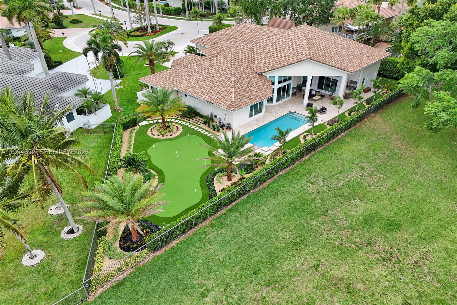 2512 Princeton Ct Weston, FL 33327