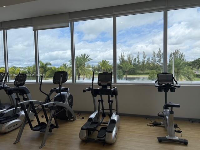 10412 NW 63rd Ter Doral, FL 33178