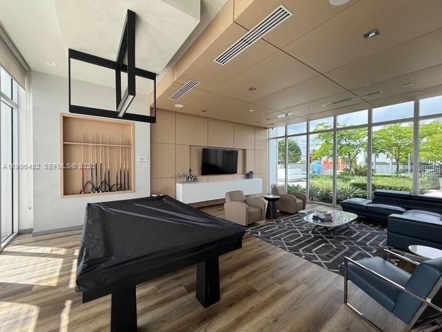 10412 NW 63rd Ter Doral, FL 33178