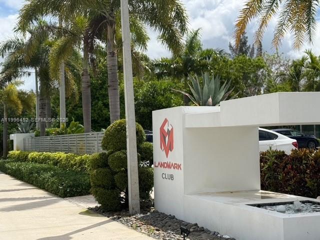 10412 NW 63rd Ter Doral, FL 33178