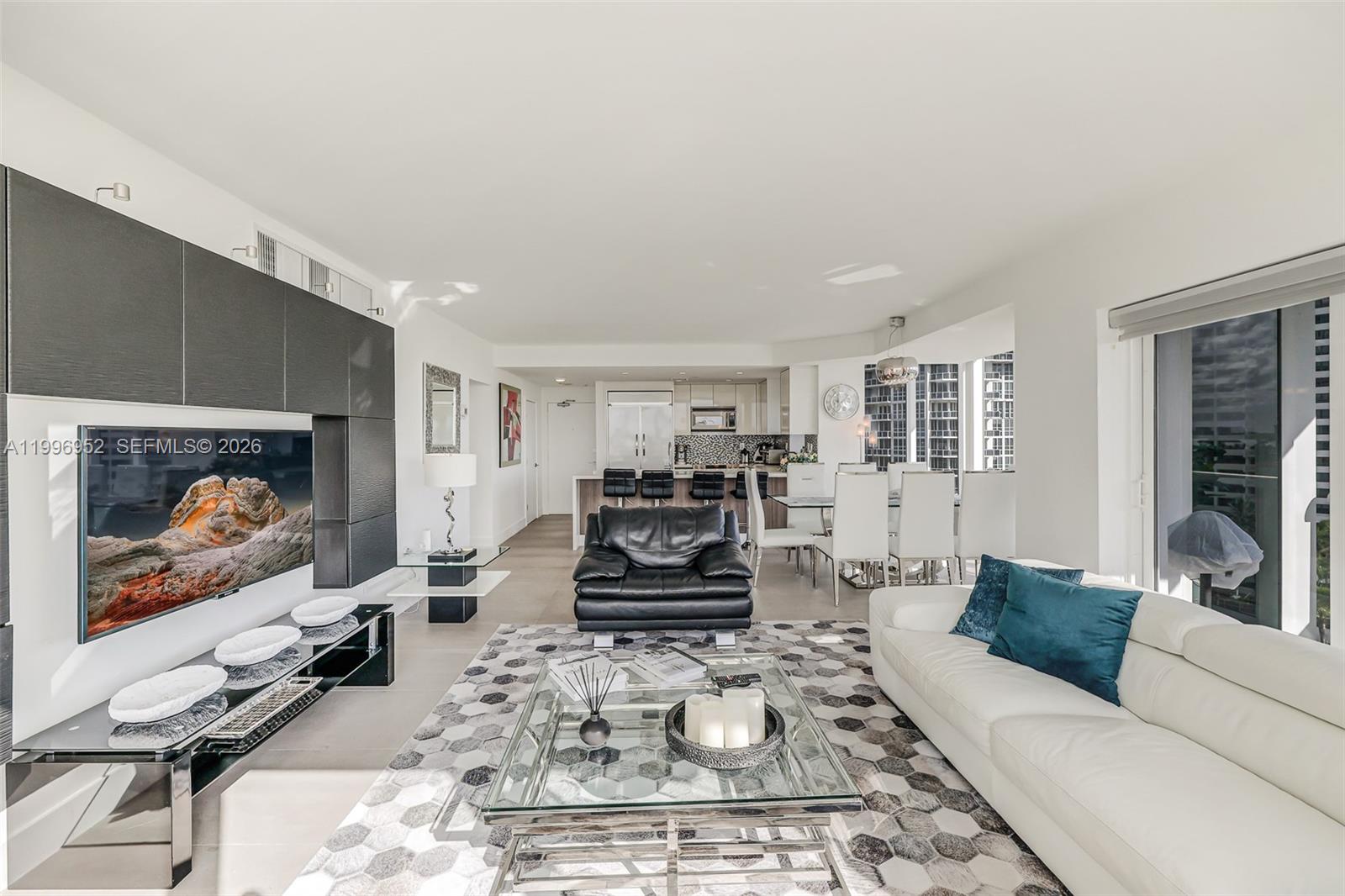 image Harbour House5