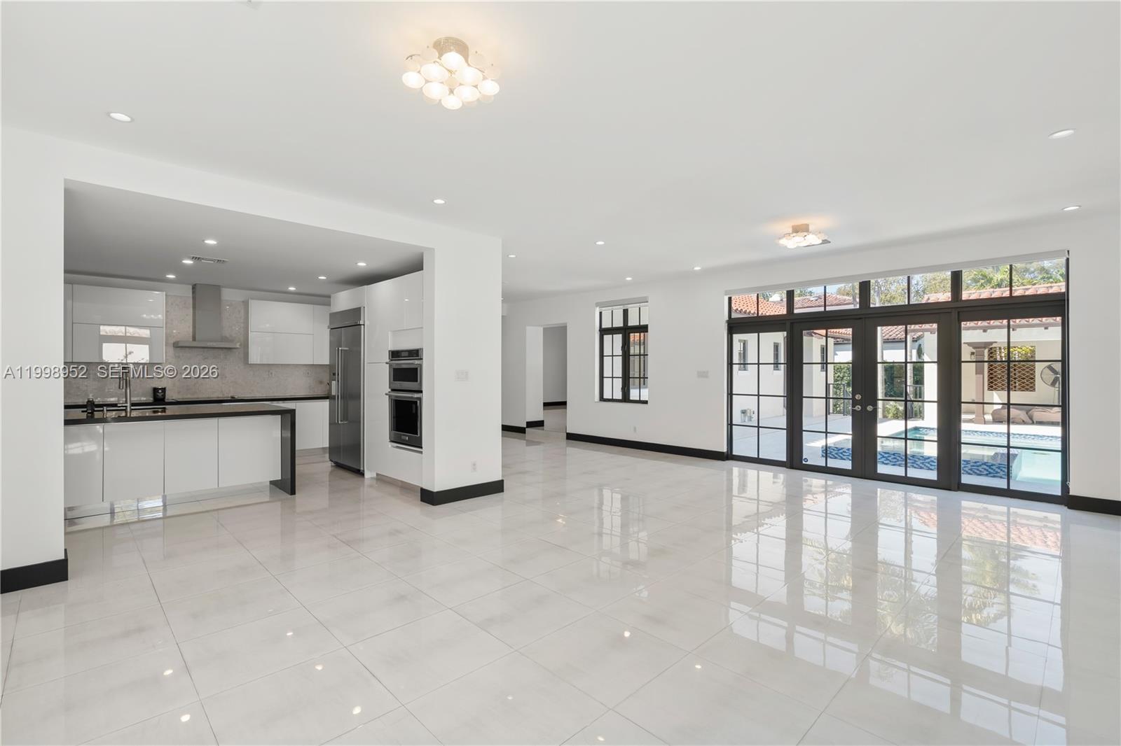 519 Alhambra Cir Coral Gables, FL 33134