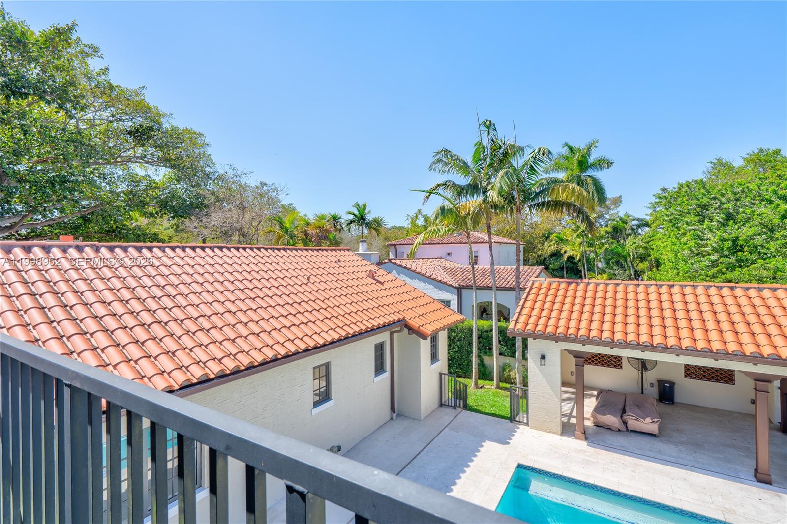 519 Alhambra Cir Coral Gables, FL 33134