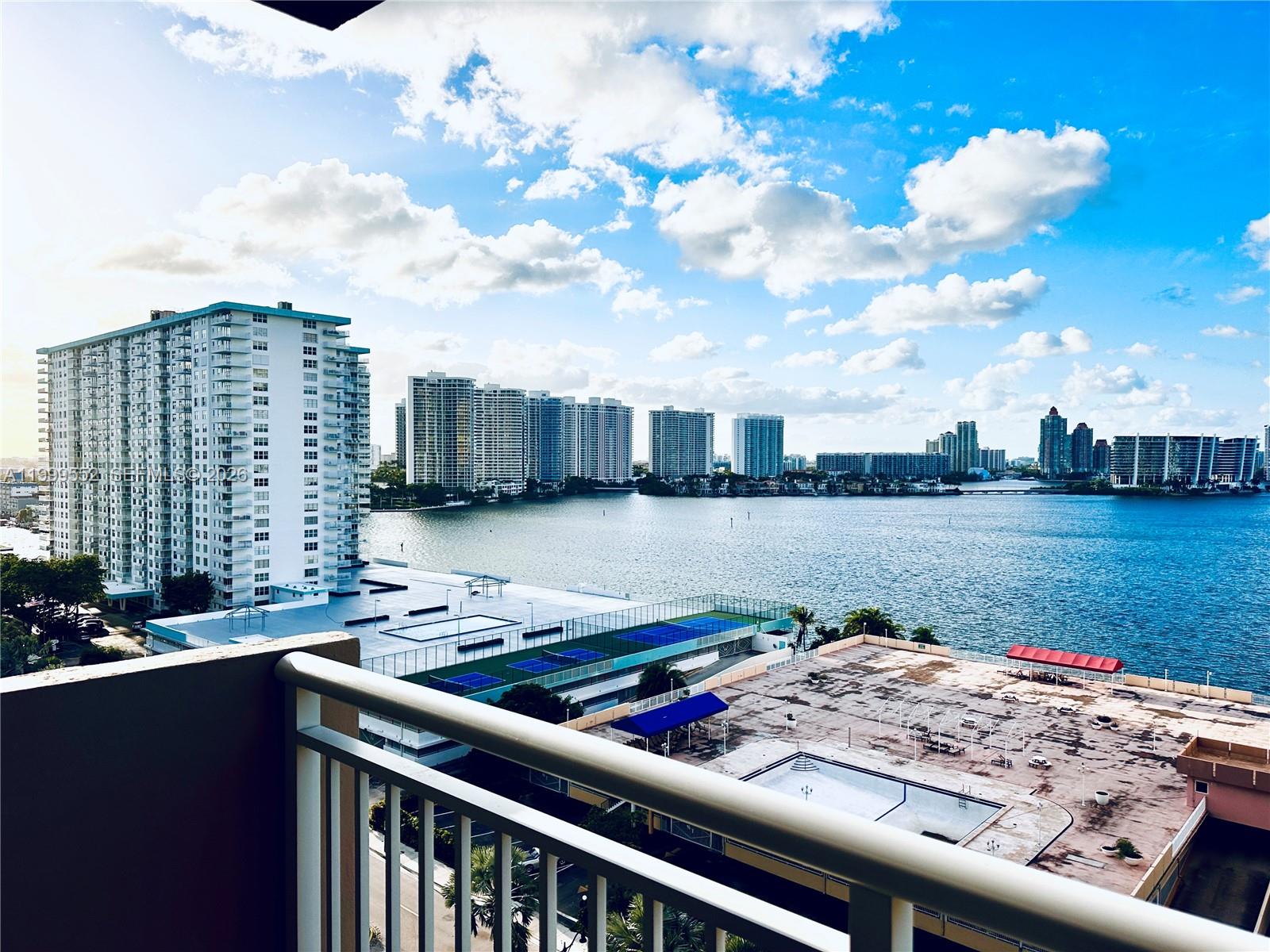 image Winston Towers 10031
