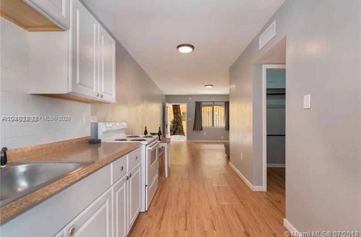 75 Washington Ave #9