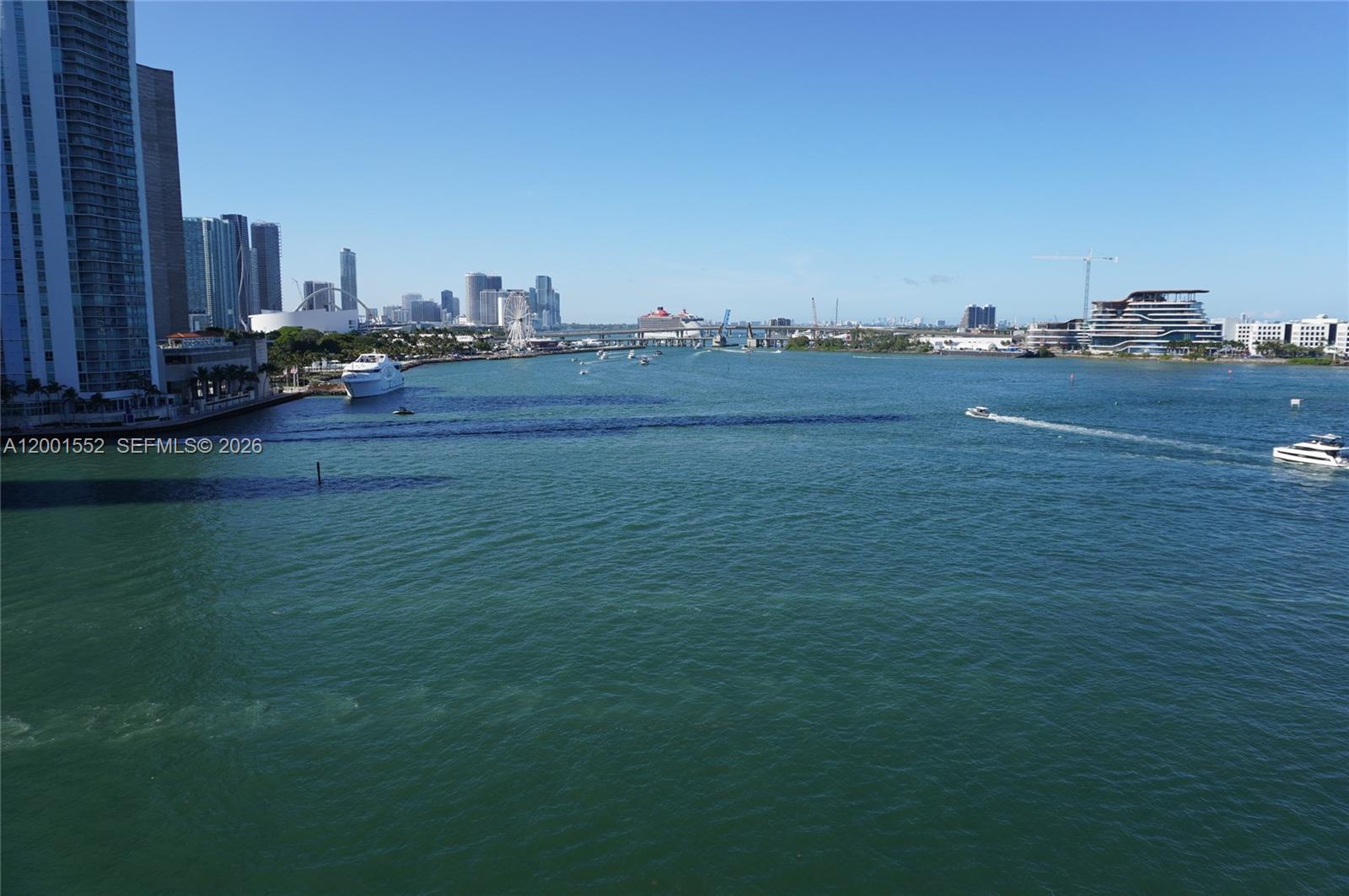 848 Brickell Key Dr #806