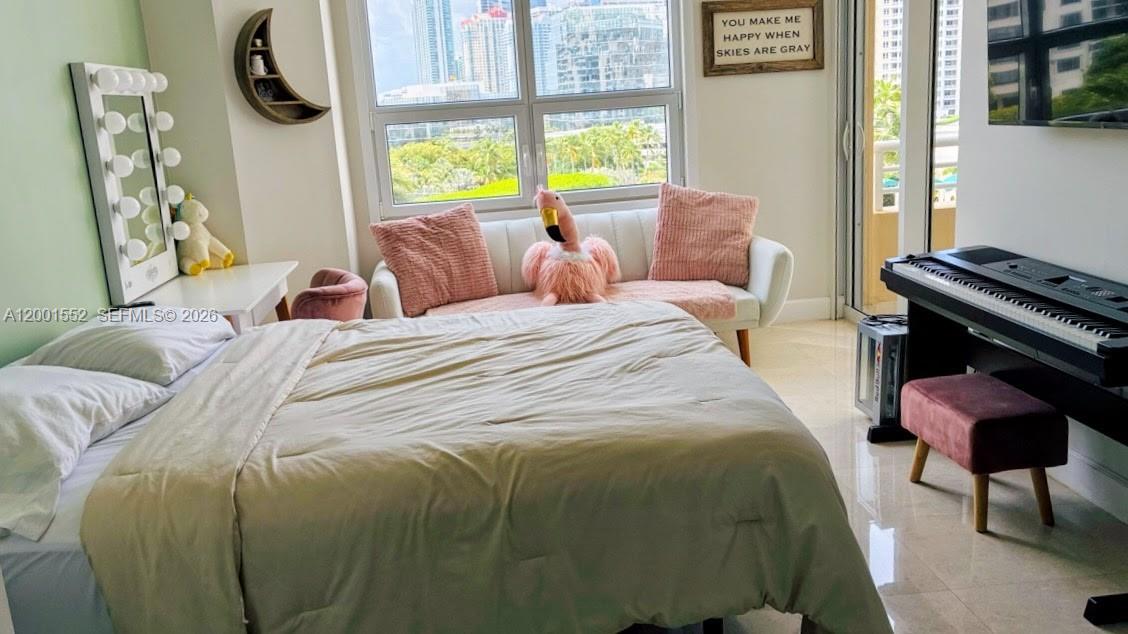 848 Brickell Key Dr #806 Miami, FL 33131