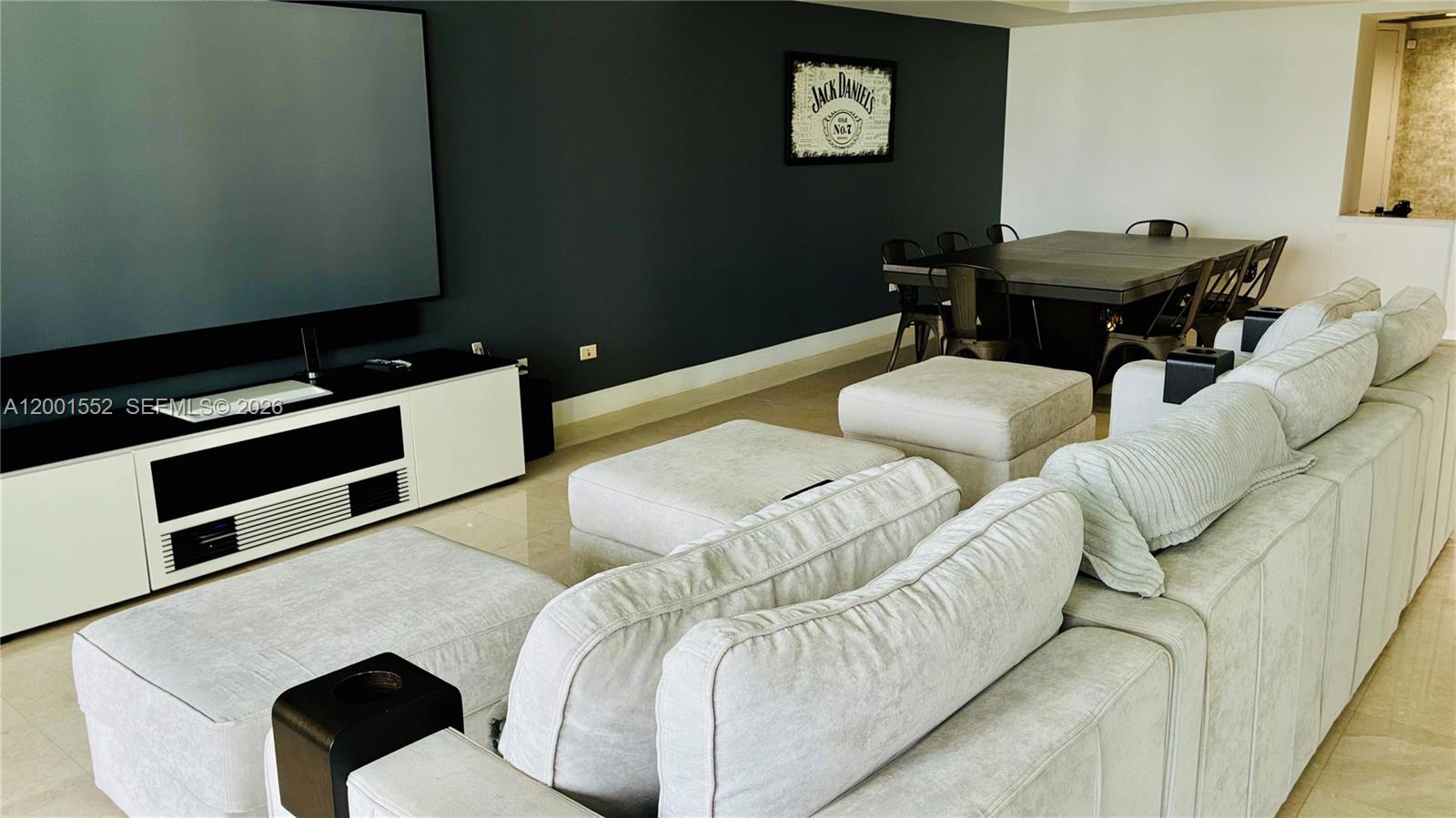 848 Brickell Key Dr #806 Miami, FL 33131