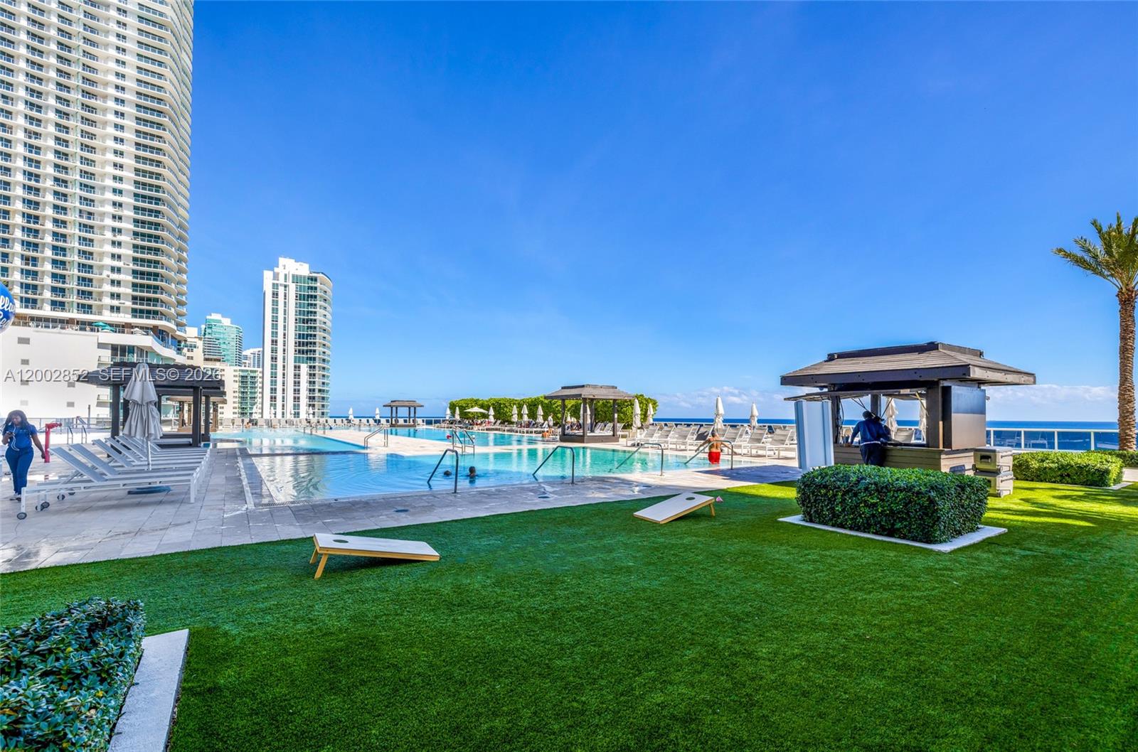 image Beach Club 219