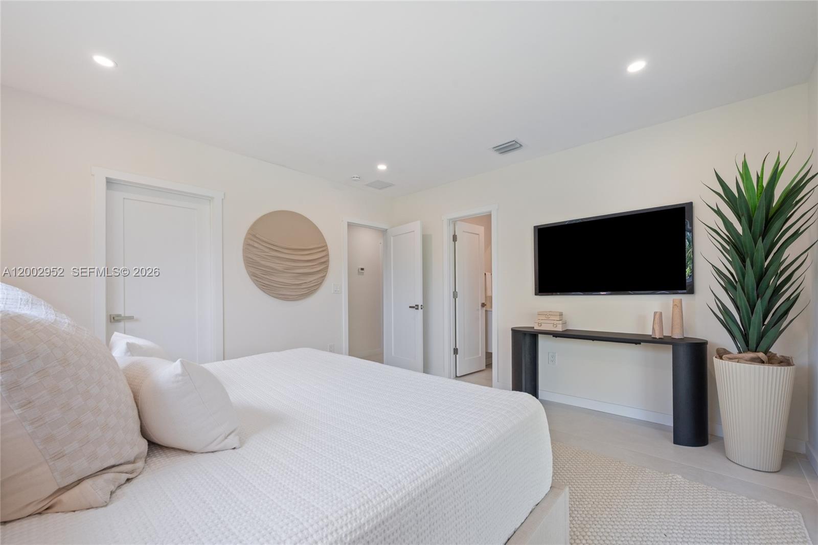 8405 SW 144th St Palmetto Bay, FL 33158