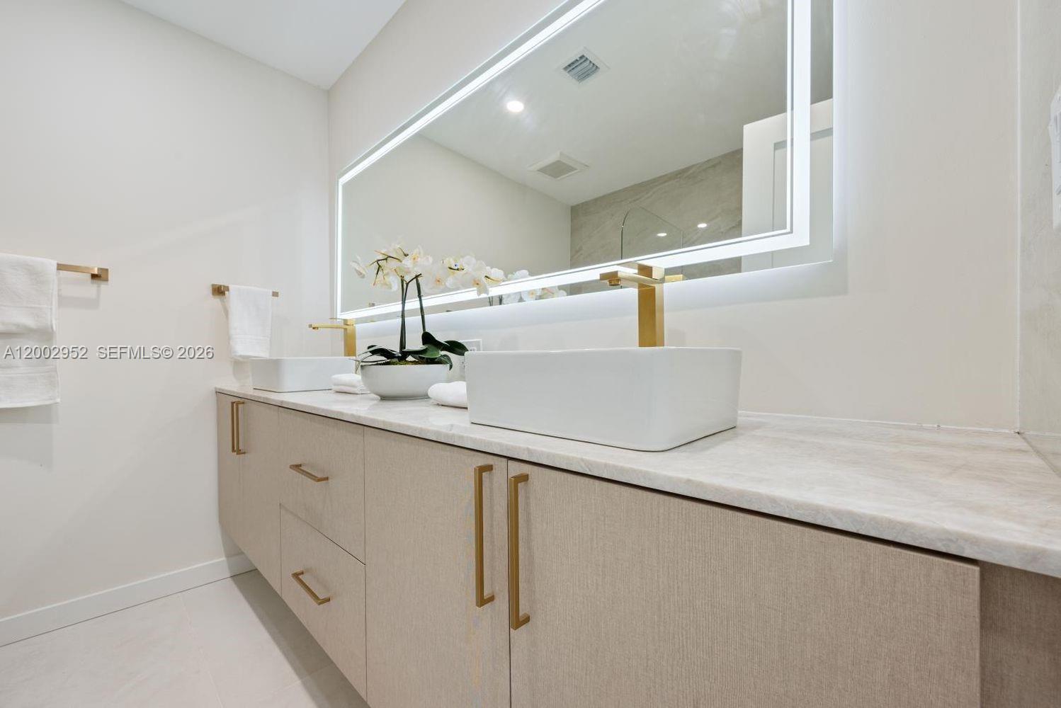 8405 SW 144th St Palmetto Bay, FL 33158