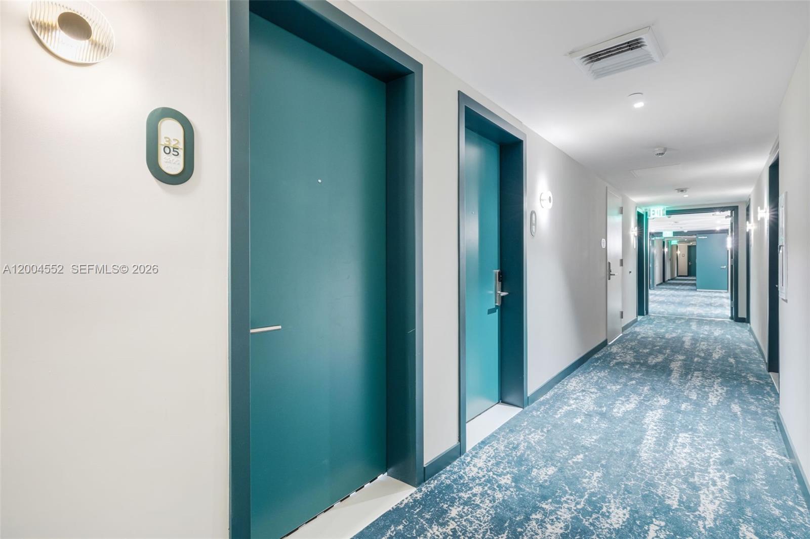 77 SE 5th St #3205 Miami, FL 33131