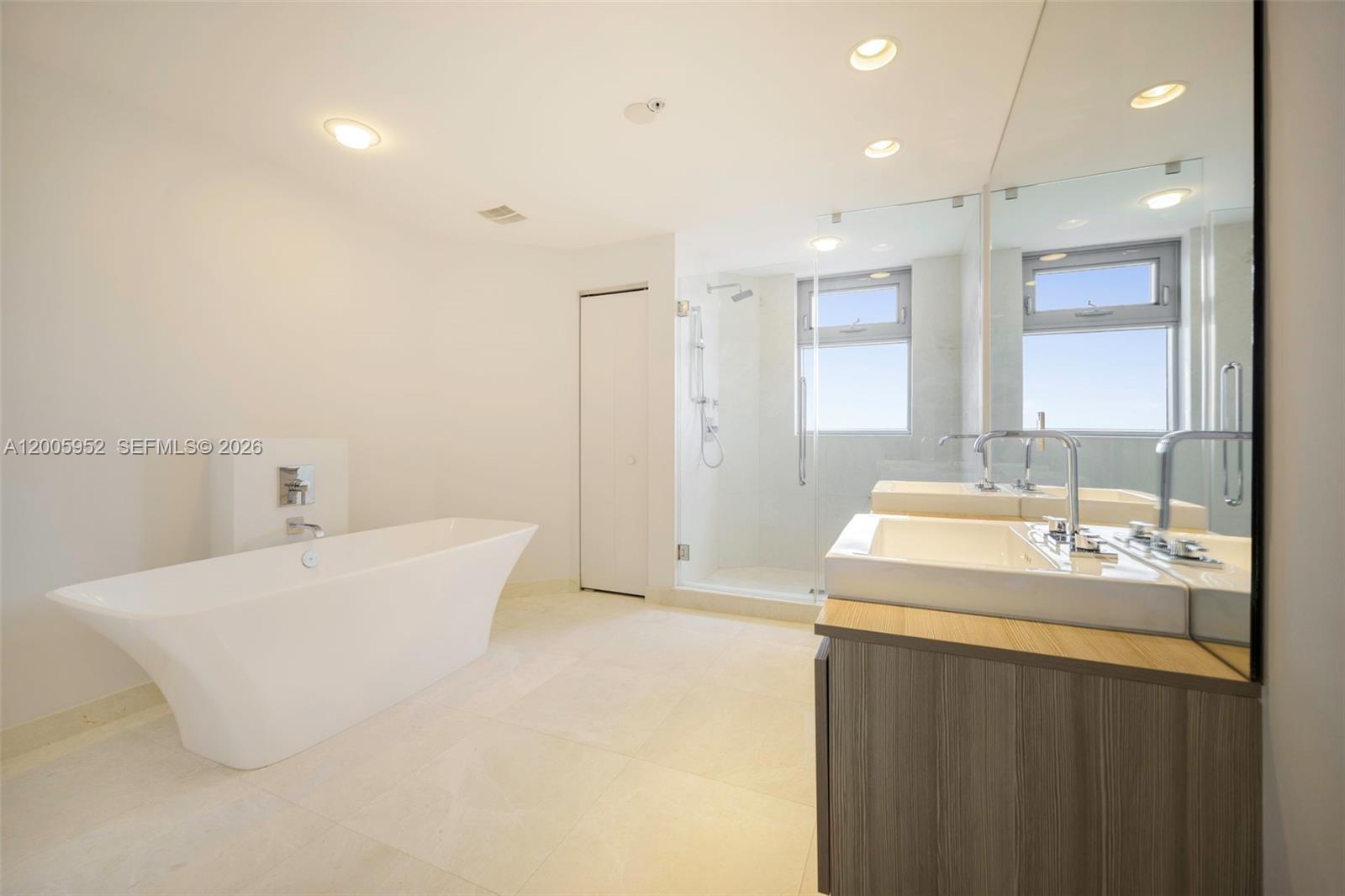 image Marina Palms Residences N26