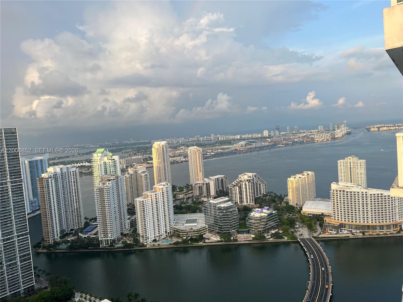 image The Plaza on Brickell East30