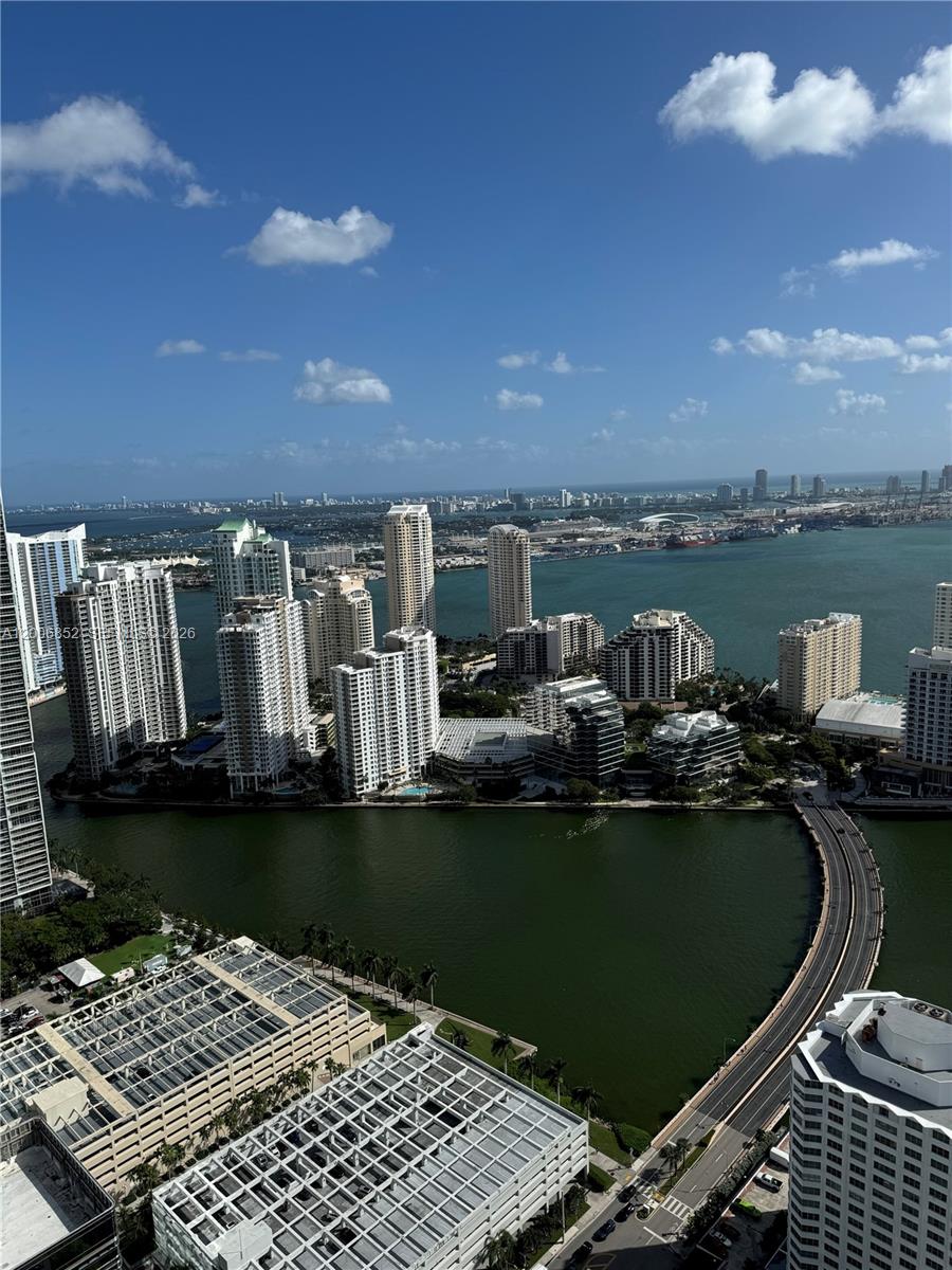image The Plaza on Brickell East3