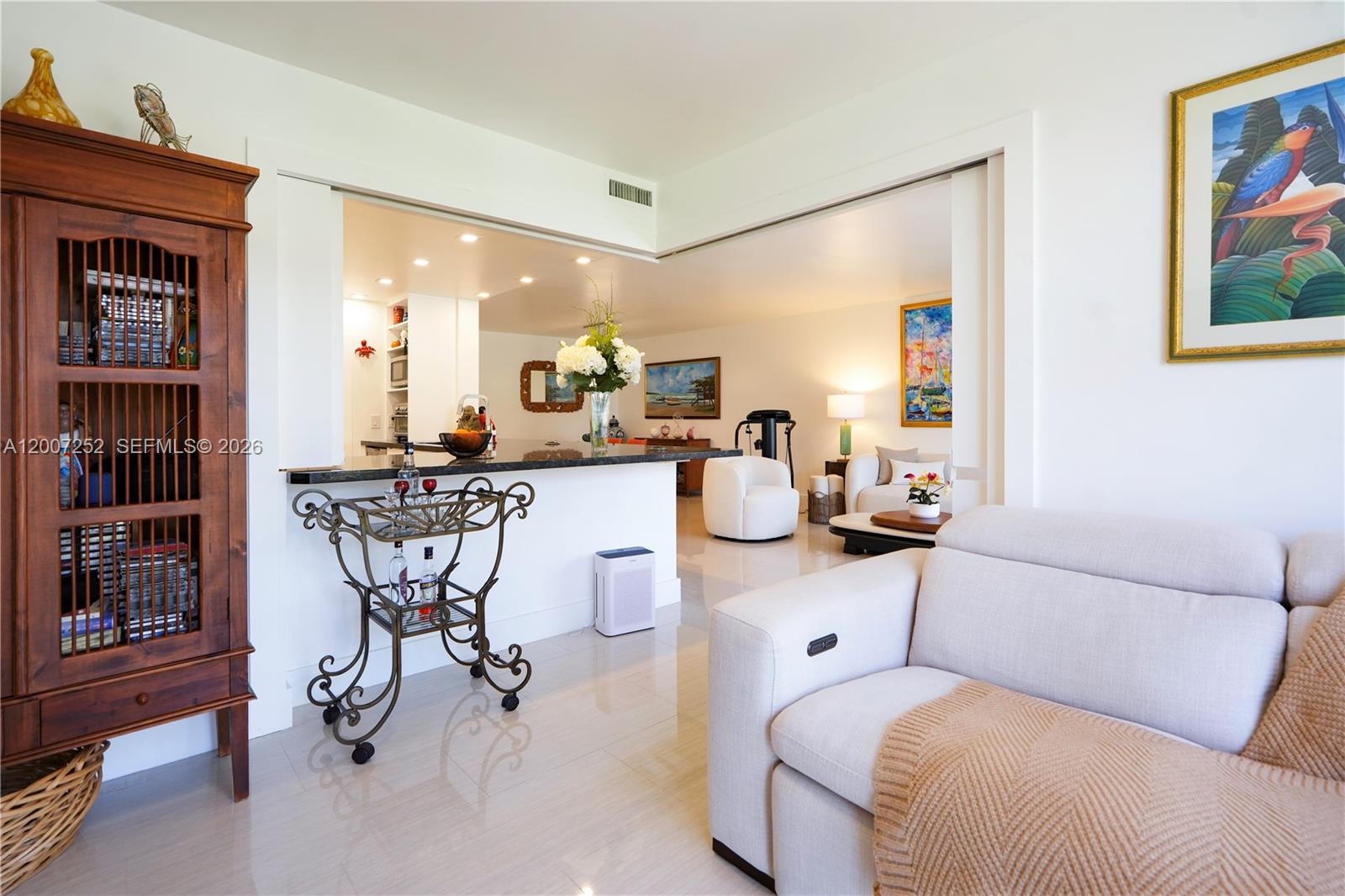 400 Leslie Dr #319 Hallandale Beach, FL 33009