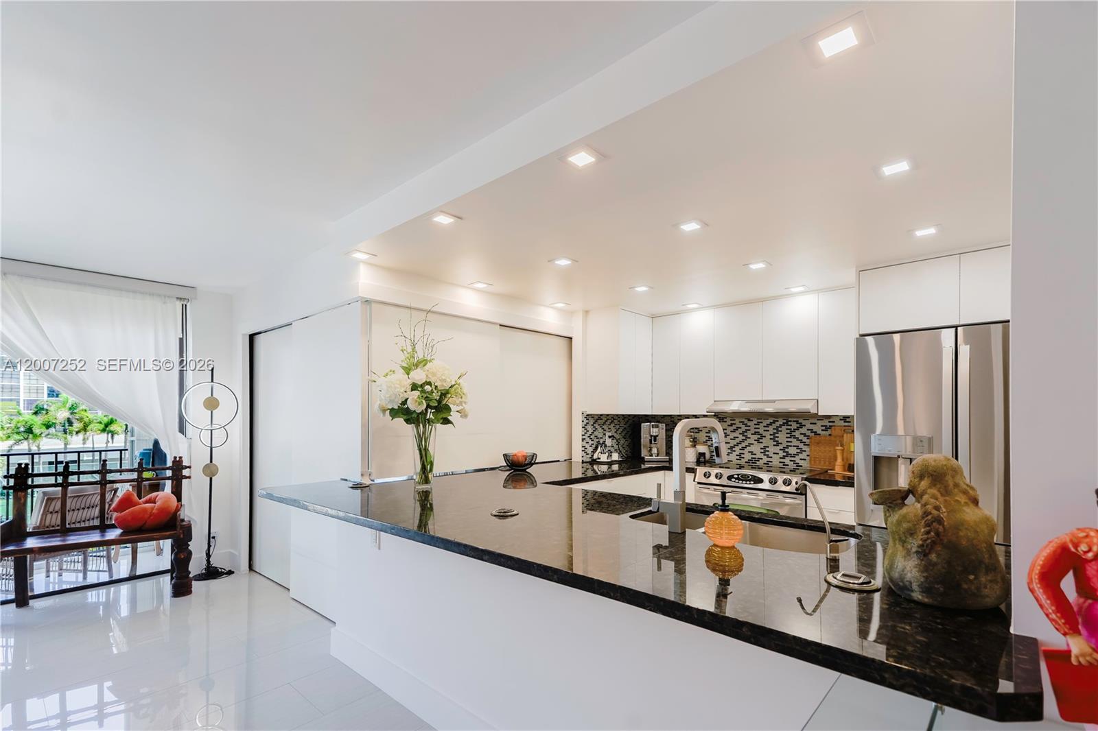 400 Leslie Dr #319 Hallandale Beach, FL 33009