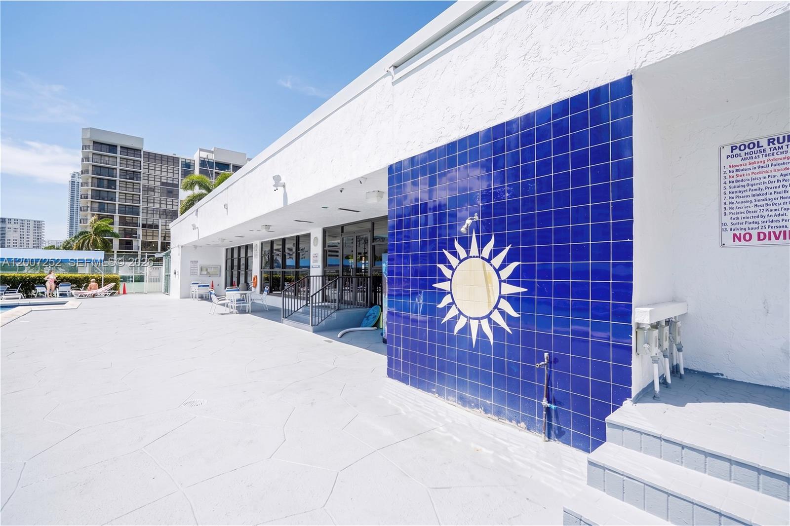 400 Leslie Dr #319 Hallandale Beach, FL 33009