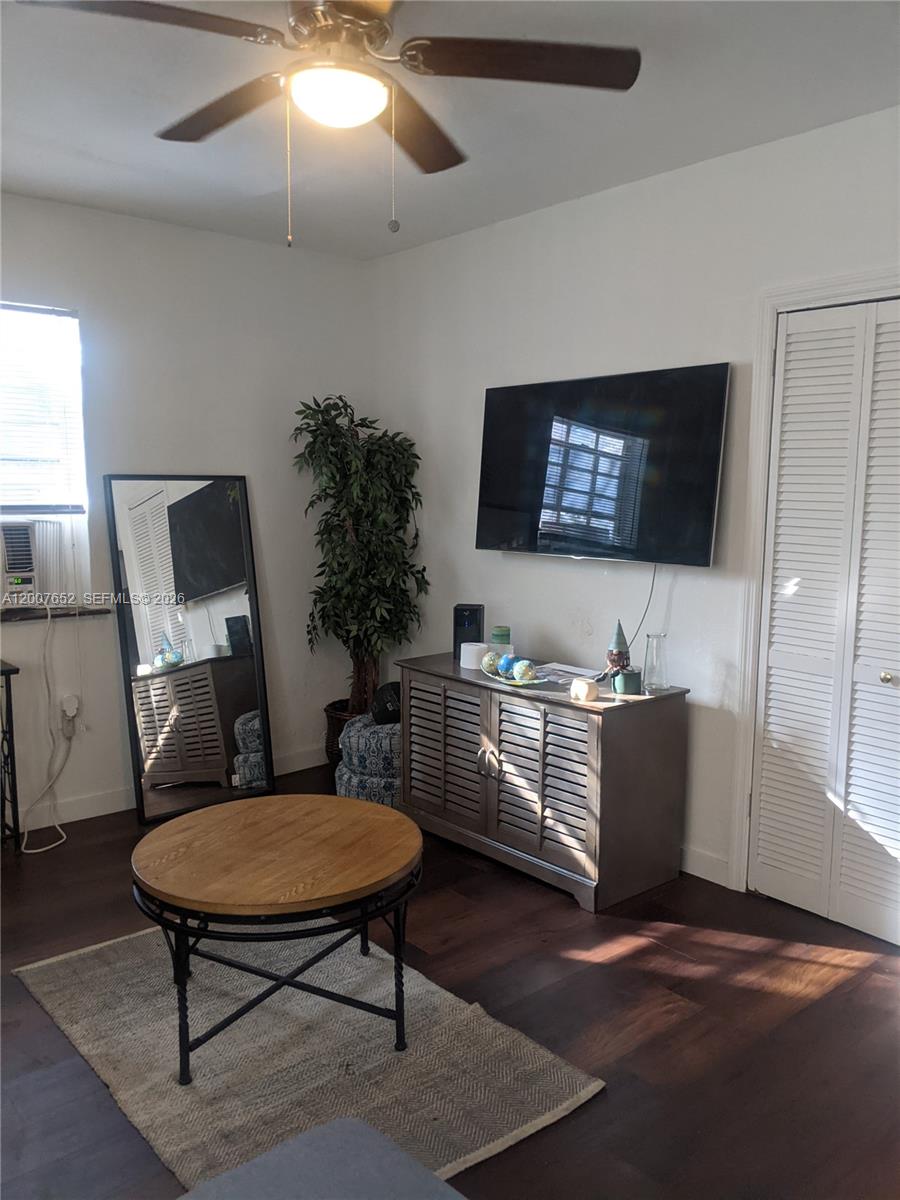 7741 Hawthorne Ave #7741