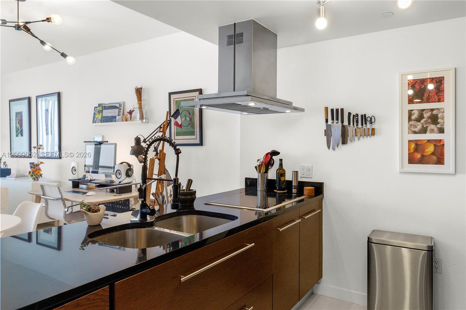 495 Brickell Ave #4009 Miami, FL 33131