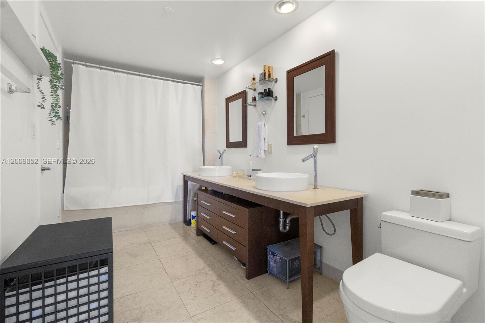 495 Brickell Ave #4009 Miami, FL 33131